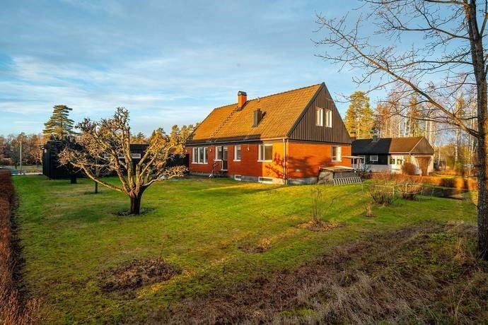 Villa/Hus, 9 rooms, 200 sqm, Sandviken
