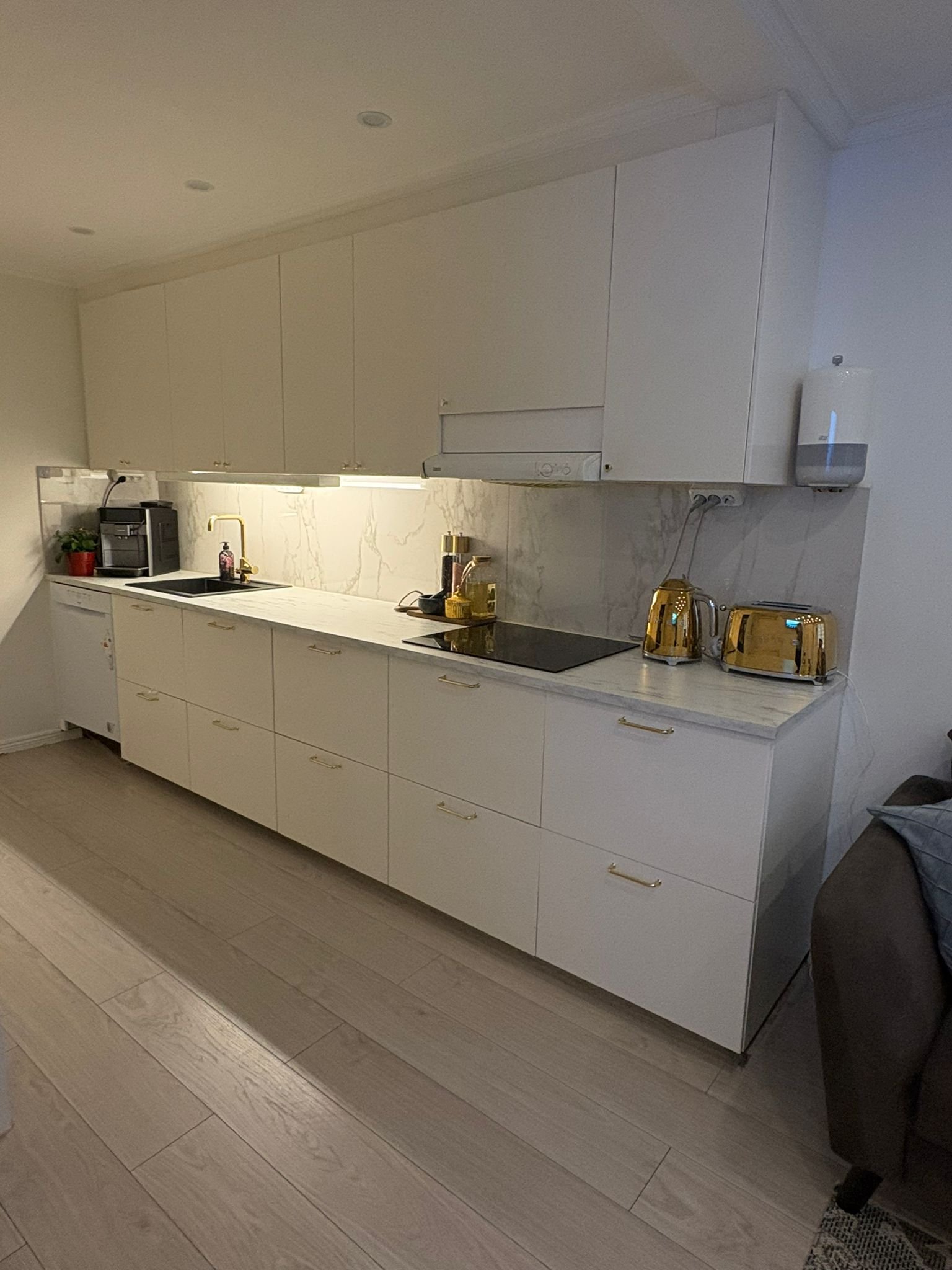 Radhus, 4 rooms, 122 sqm, Jordbro