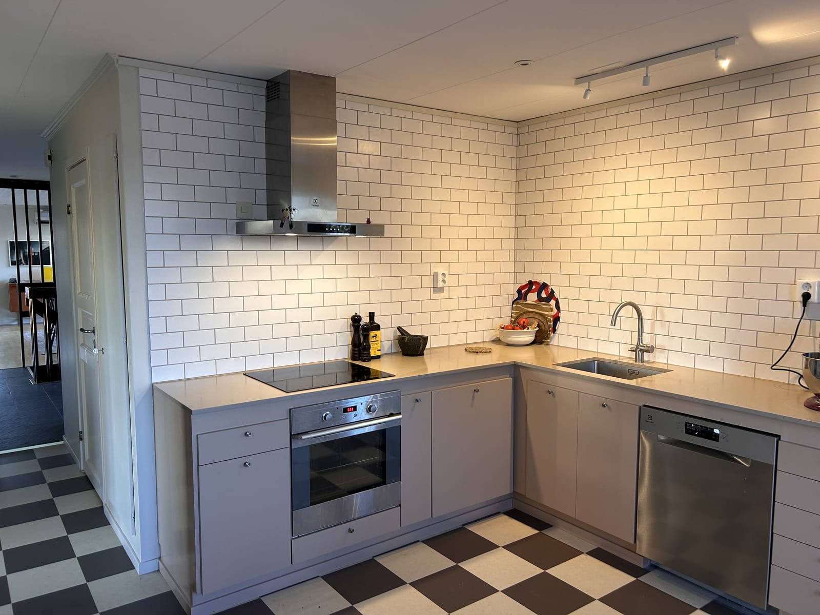 Villa/Hus, 6 rooms, 180 sqm, Österskär