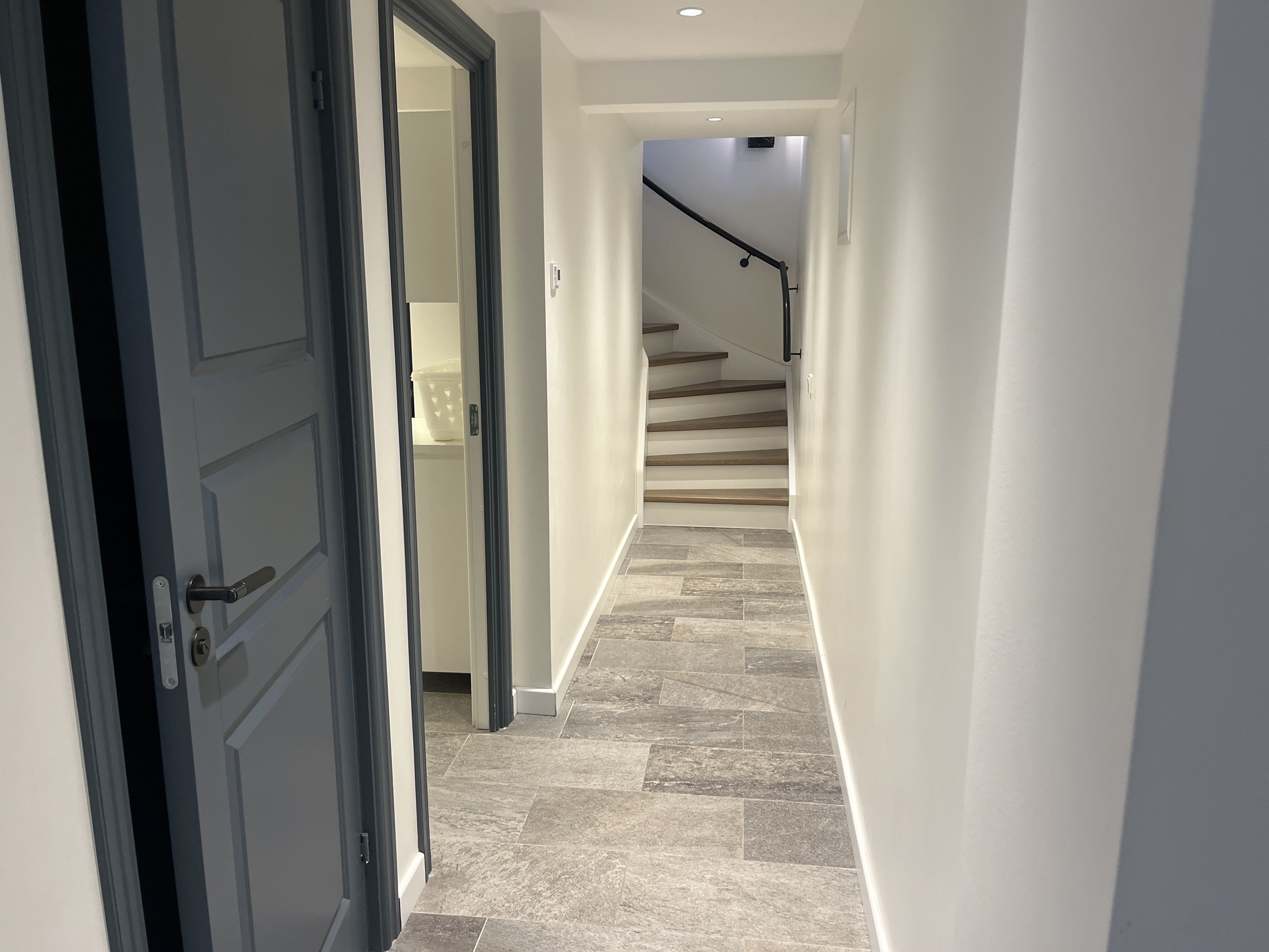 Villa/Hus, 9 rooms, 240 sqm, Segeltorp – bild 3