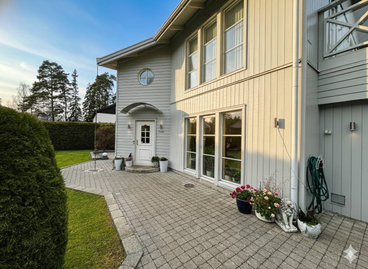 Villa/Hus, 7 rooms, 200 sqm, Sollentuna – Sollentuna