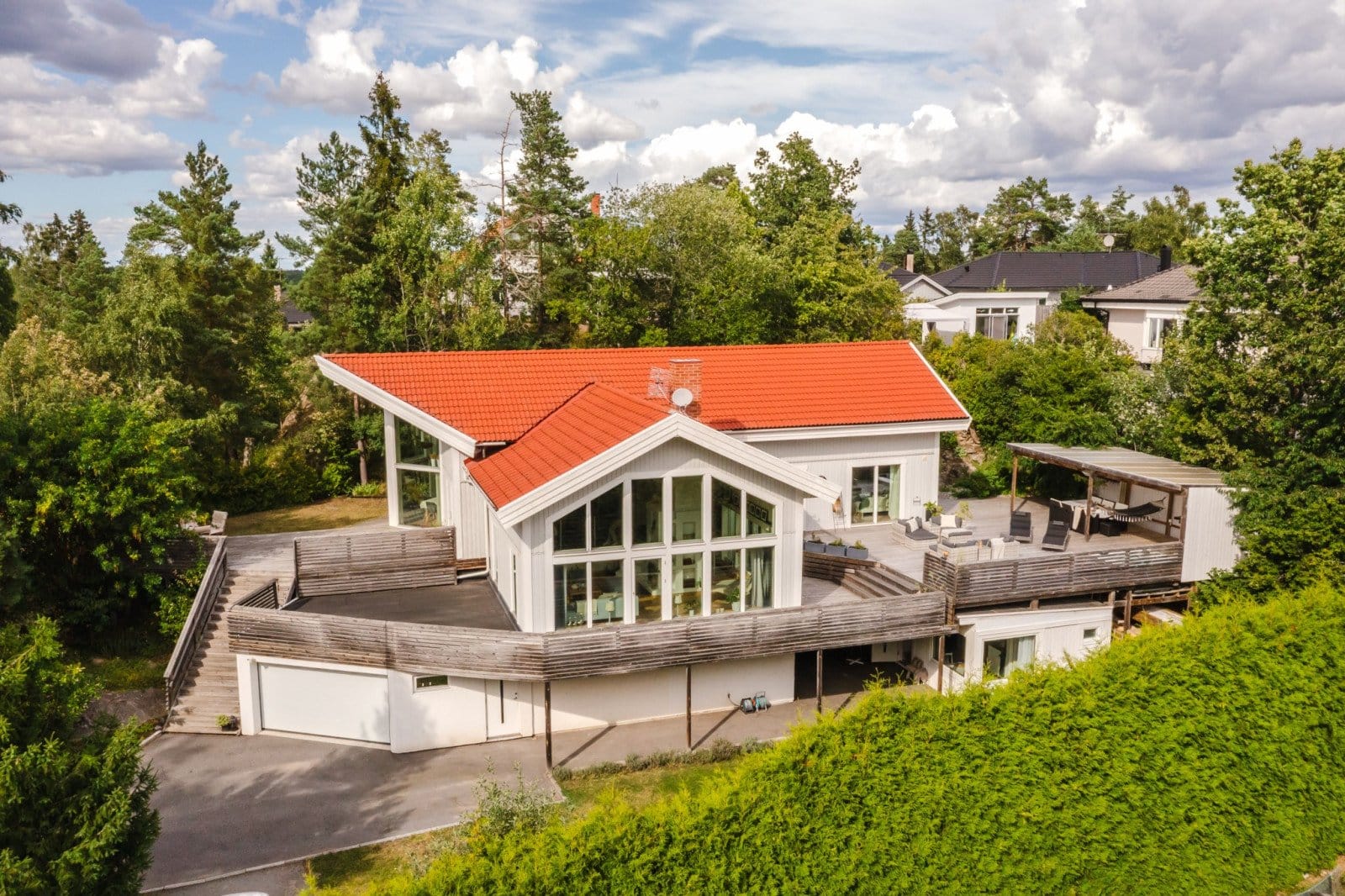 6 rok · 311 m² i Rönninge – bild 2
