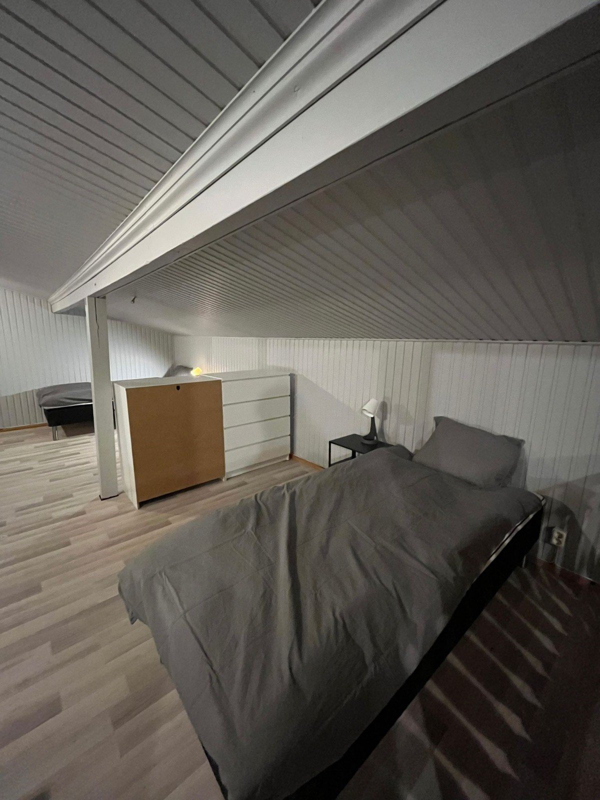 9 rok · 300 m² i Boden – bild 5