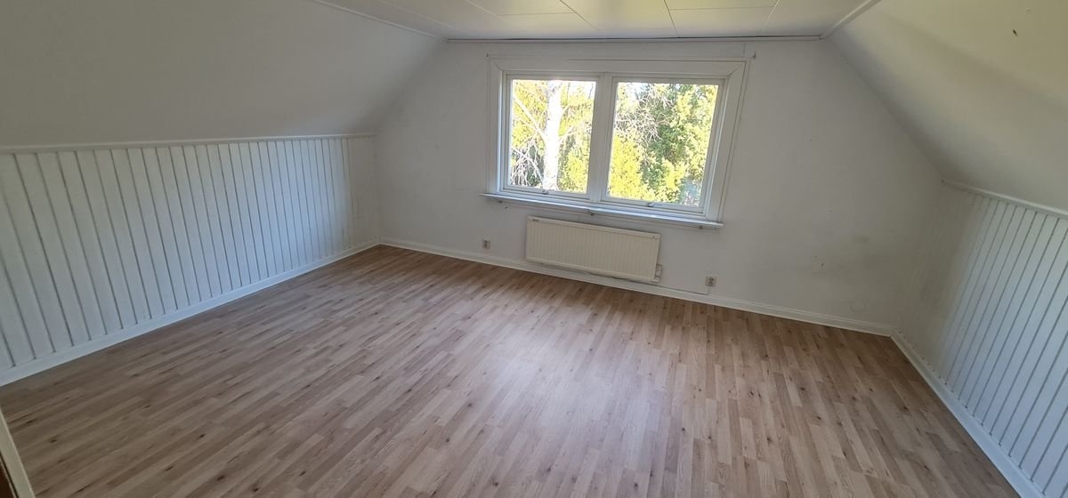 7 rok · 160 m² i Örsundsbro – bild 4