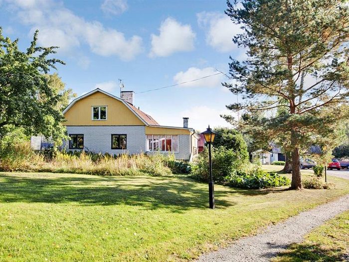 Villa/Hus, 6 rooms, 155 sqm, Örsundsbro