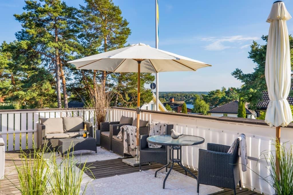Villa/Hus, 10 rooms, 236 sqm, Hässelby – bild 3