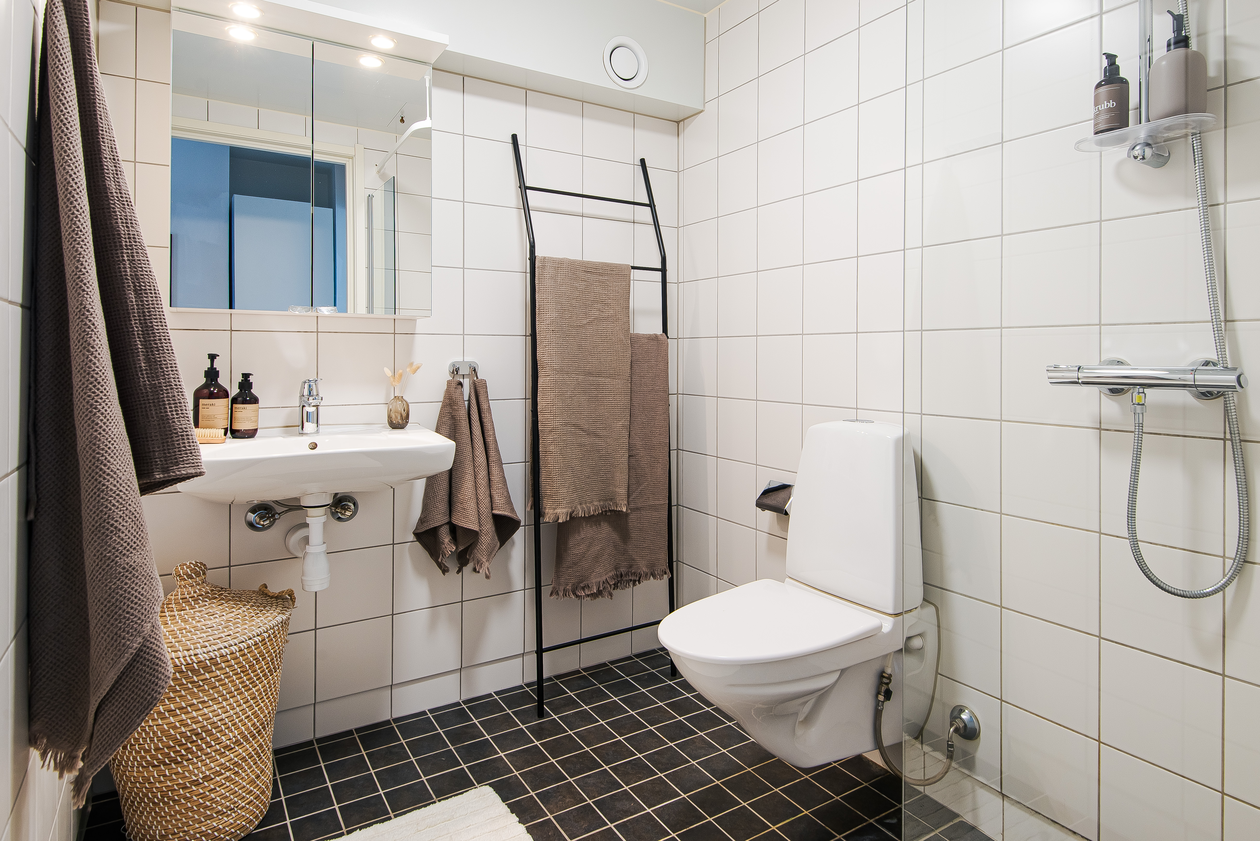 Lägenhet, 1 rooms, 25 sqm, Sollentuna – bild 6