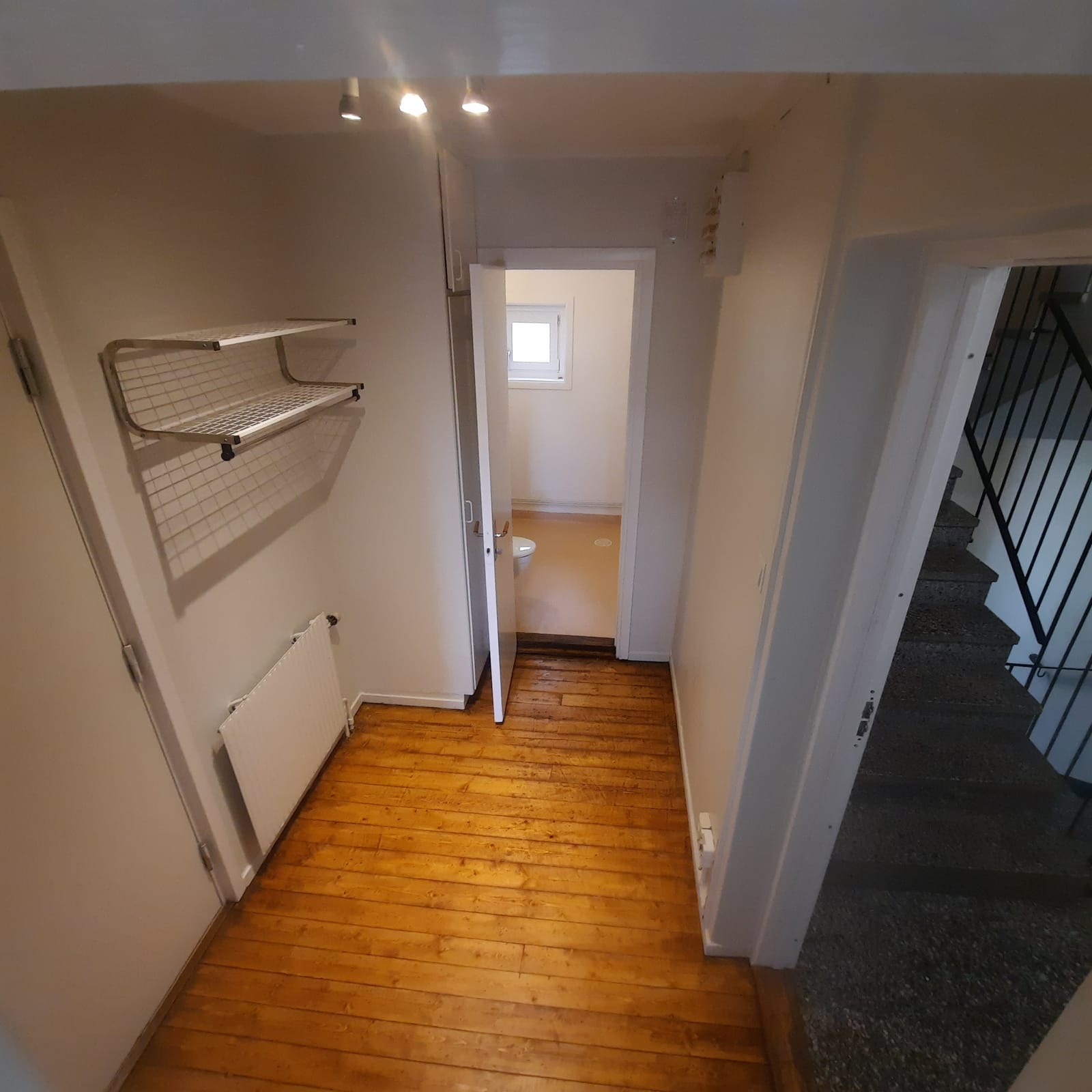 2 rok · 55 m² i Bergvik – bild 4