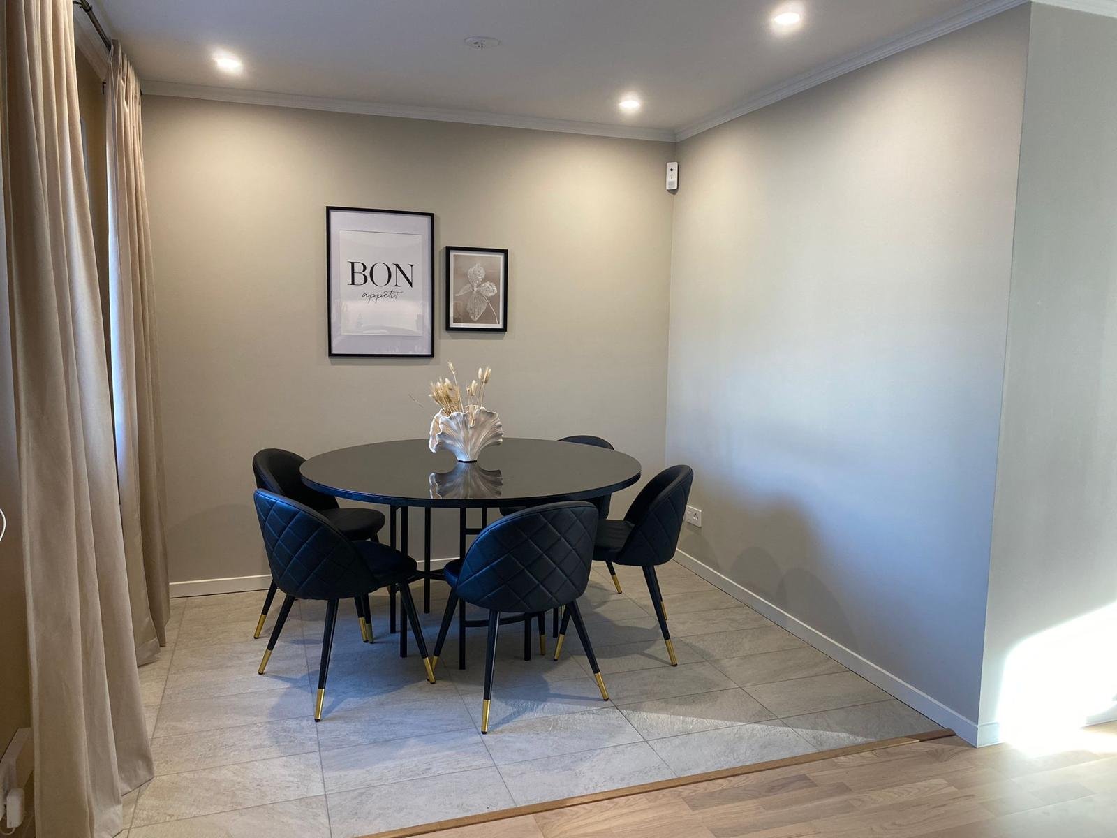 Radhus, 5 rooms, 140 sqm, Rönninge – bild 3
