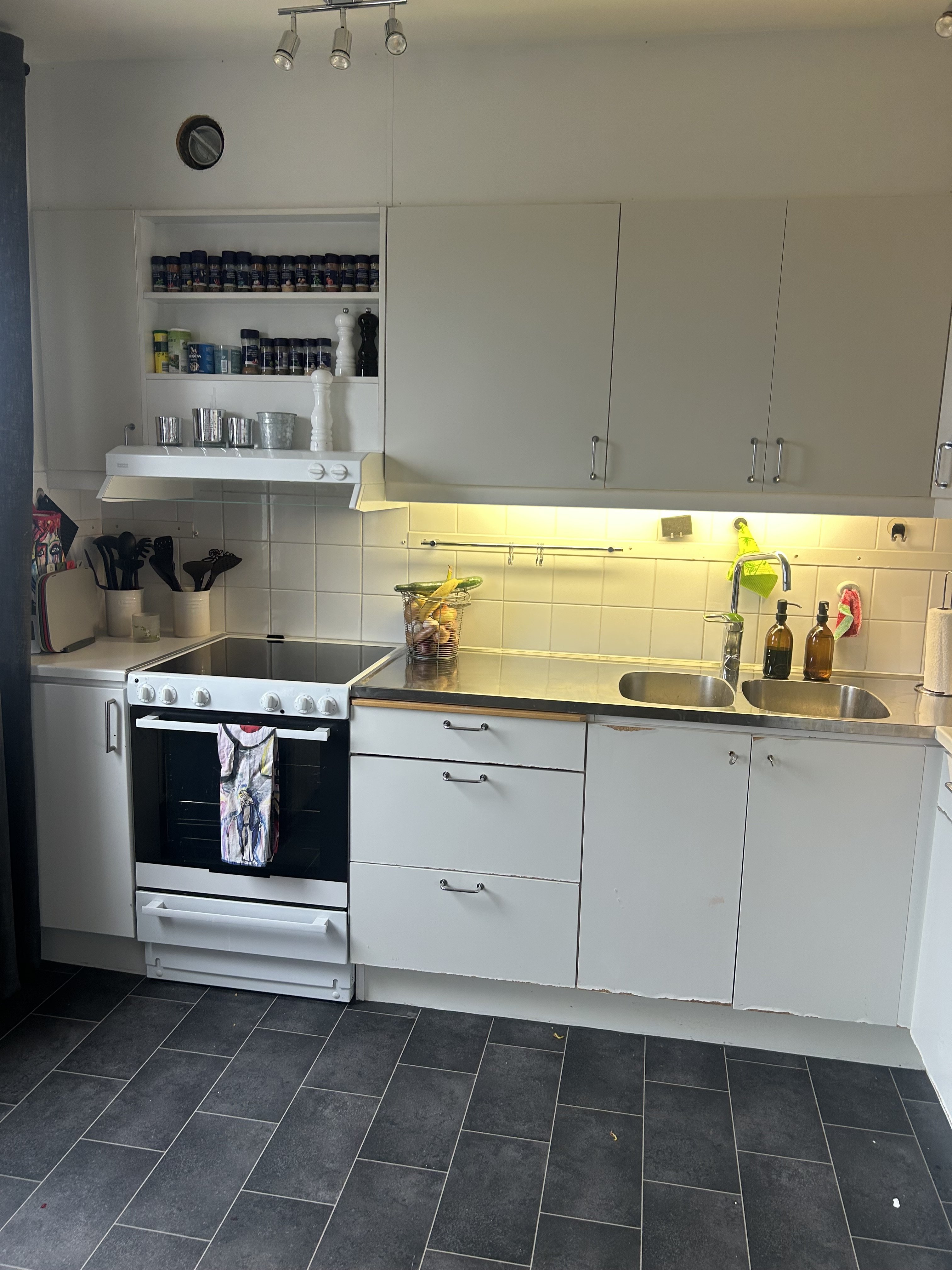 Lägenhet, 4 rooms, 91 sqm, Handen – bild 4