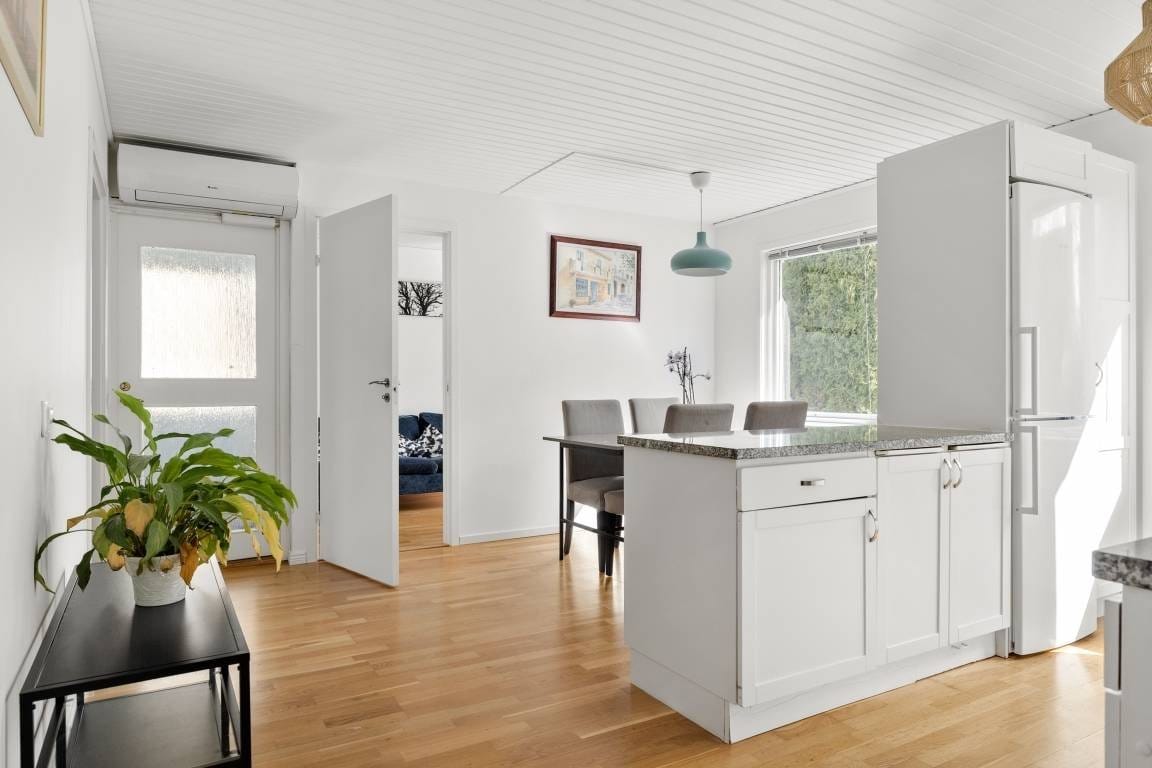 6 rok · 120 m² i Bro – bild 7
