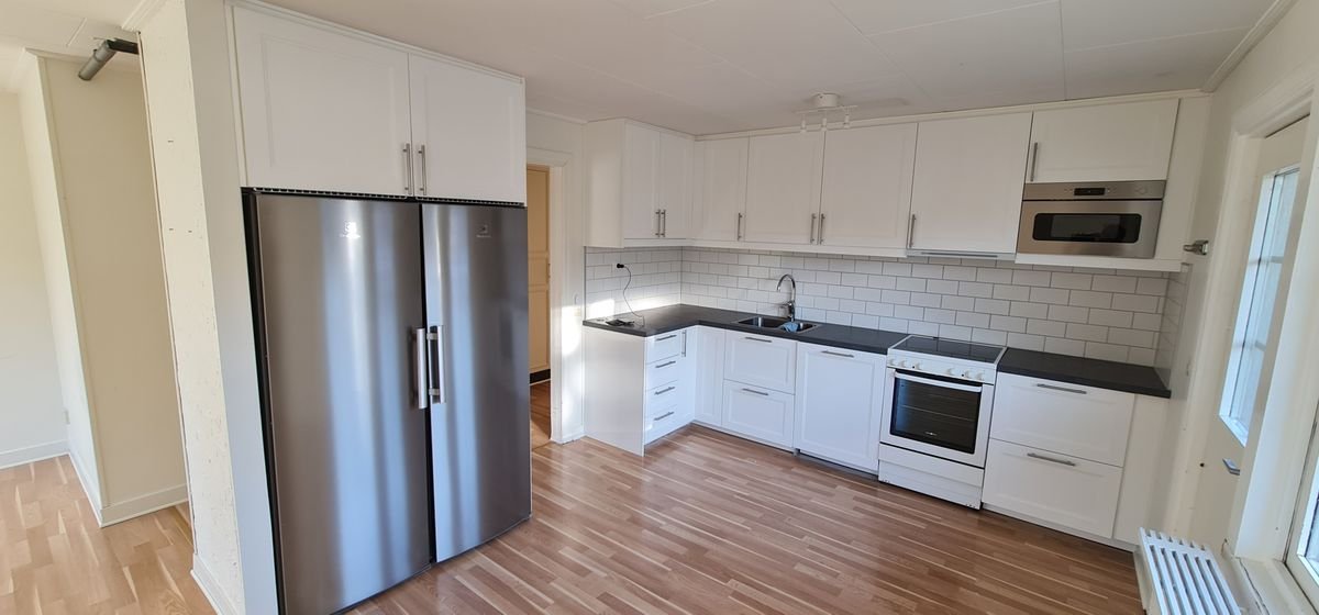 7 rok · 160 m² i Örsundsbro – bild 3