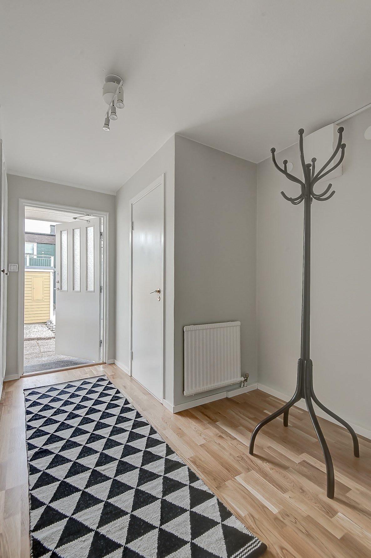 Lägenhet, 4 rooms, 92 sqm, Tumba – bild 4