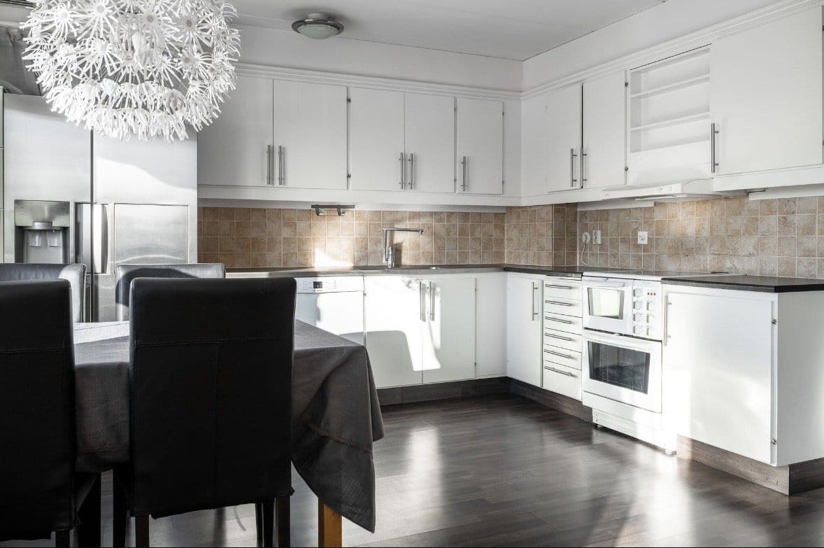 6 rok · 140 m² i Ursviken – bild 2