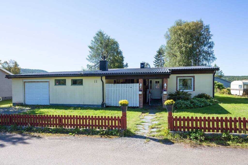 Villa/Hus, 8 rooms, 150 sqm, Ljungaverk – Ljungaverk