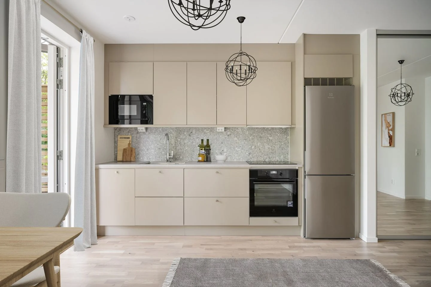 Lägenhet, 2 rooms, 35 sqm, Älvsjö – bild 3