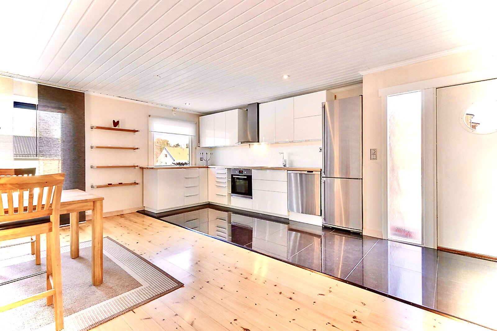 5 rok · 270 m² i Haparanda  – bild 2