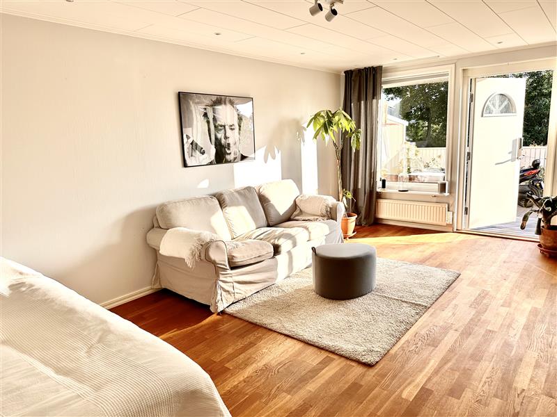 Lägenhet, 1 rooms, 50 sqm, Hässelby – bild 6