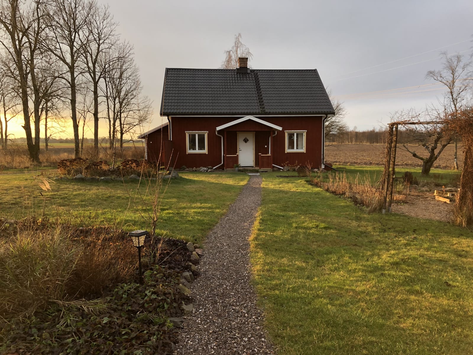 Stuga, 4 rooms, 120 sqm, Brålanda