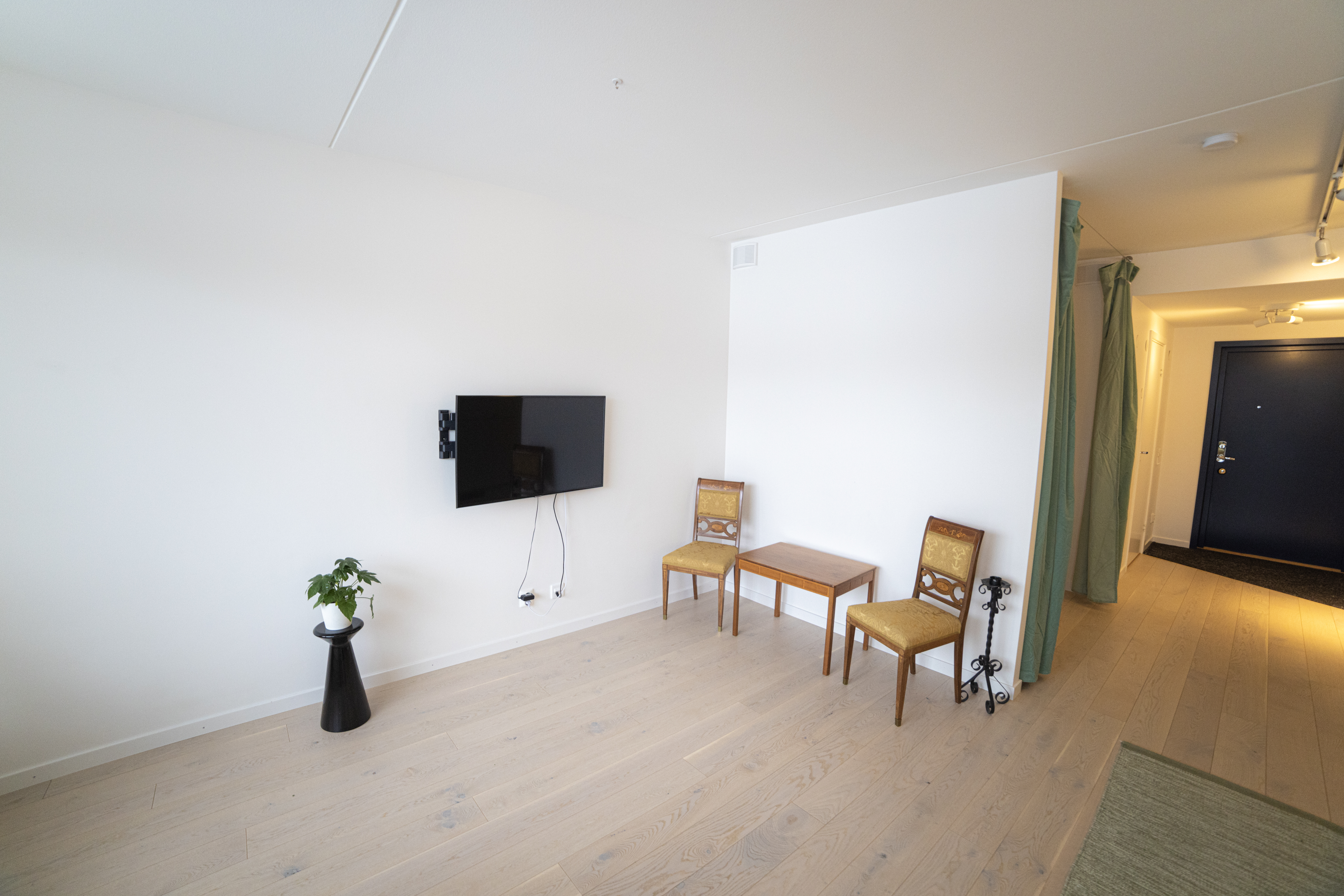 Lägenhet, 2 rooms, 35 sqm, Täby – bild 2