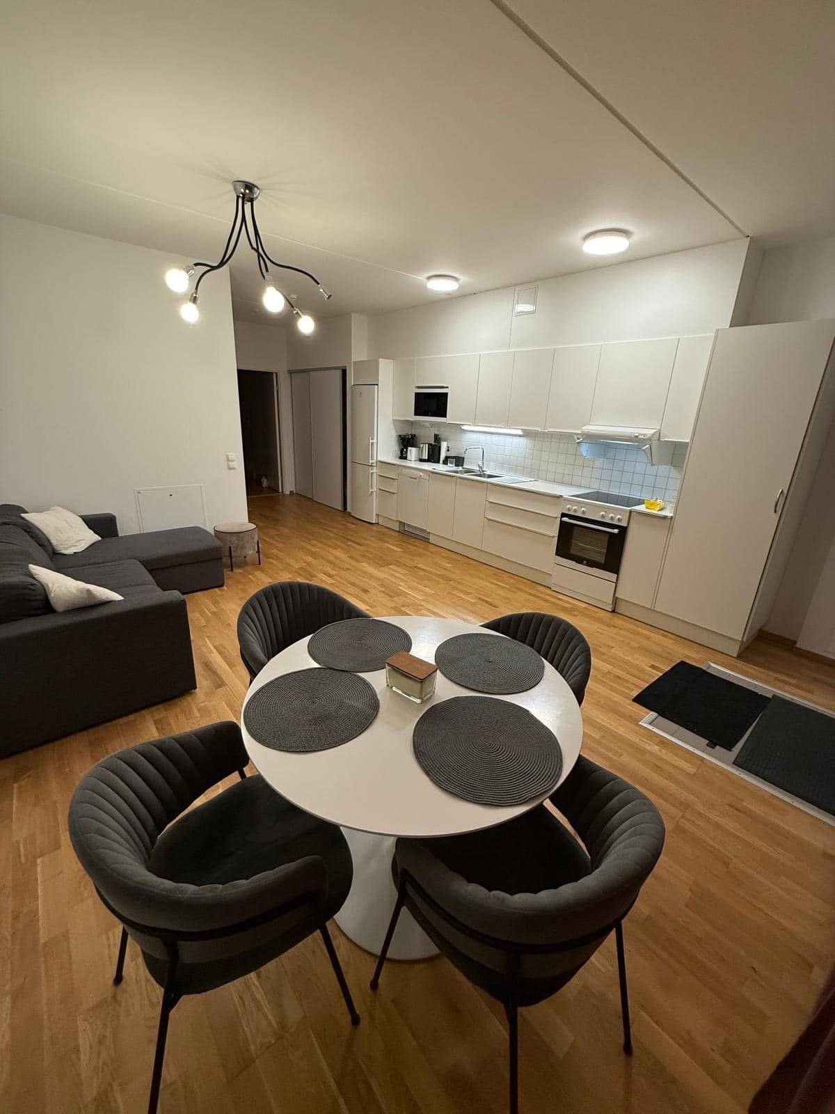 Lägenhet, 2 rooms, 48 sqm, Täby – bild 2