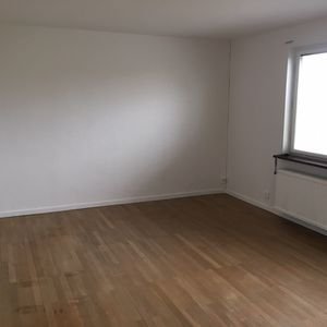 Lägenhet, 2 rooms, 60 sqm, Flen – bild 2