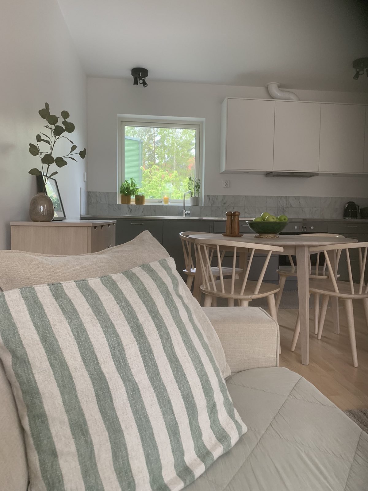 Radhus, 3 rooms, 81 sqm, Hässelby – bild 10