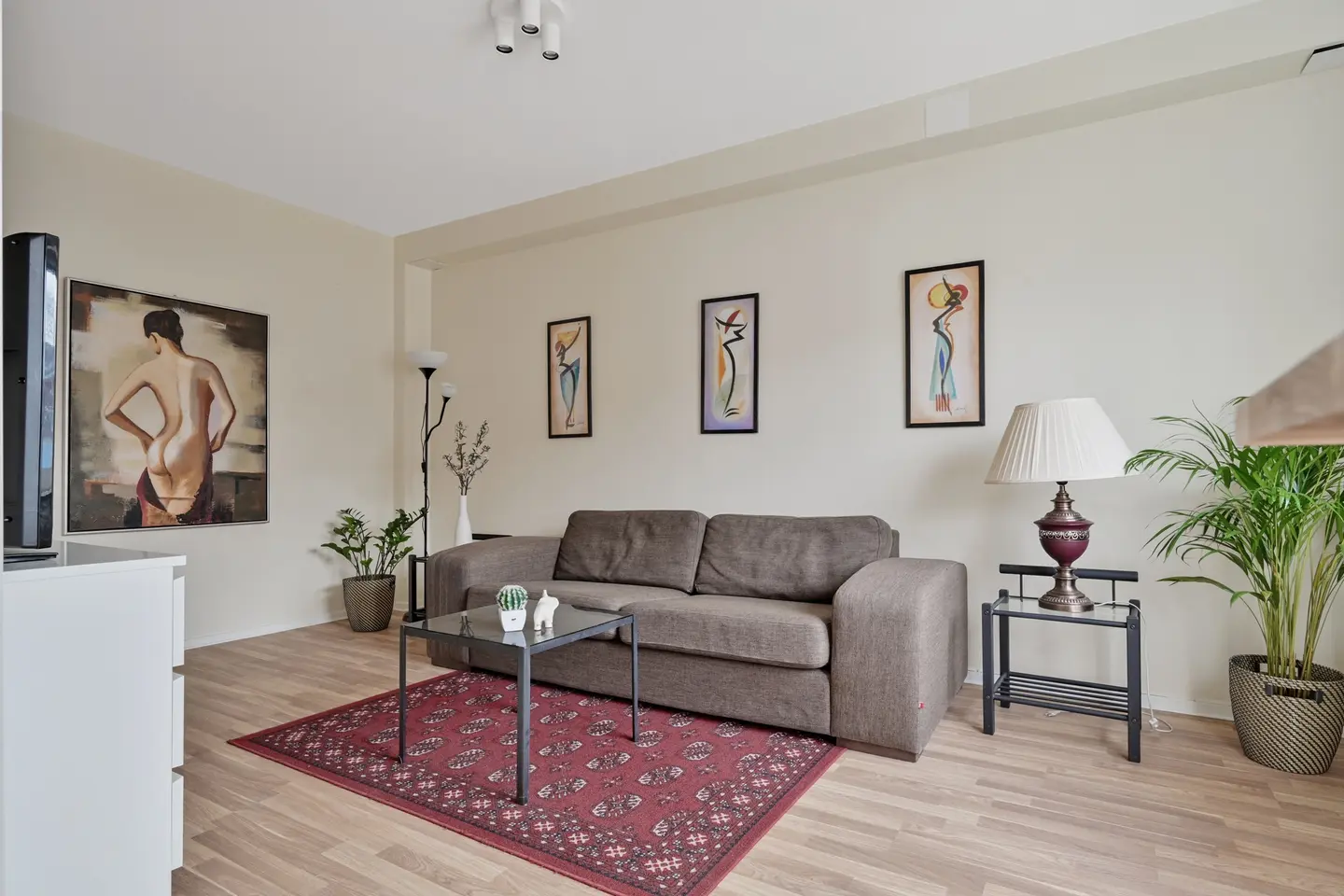 1 rok · 24 m² i Upplands Väsby – Upplands Väsby