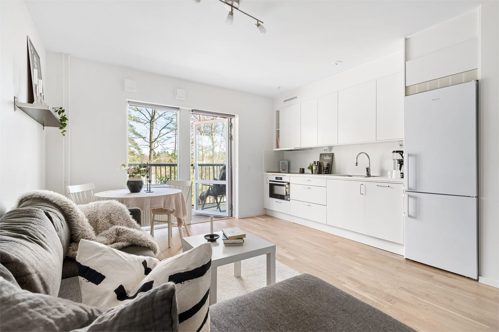 1 rok · 31 m² i Hässelby – bild 8