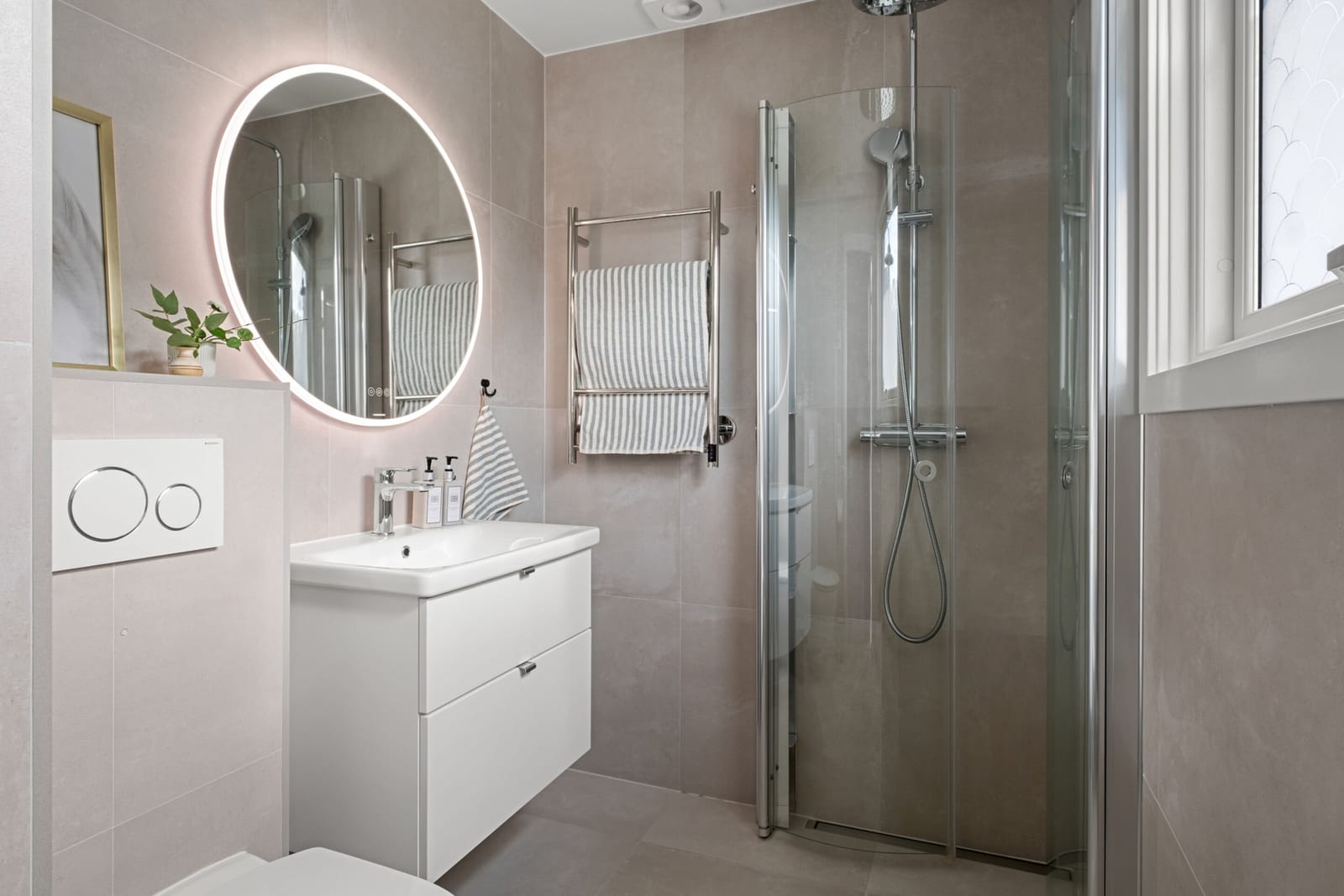 4 rok · 115 m² i Tyresö – bild 9