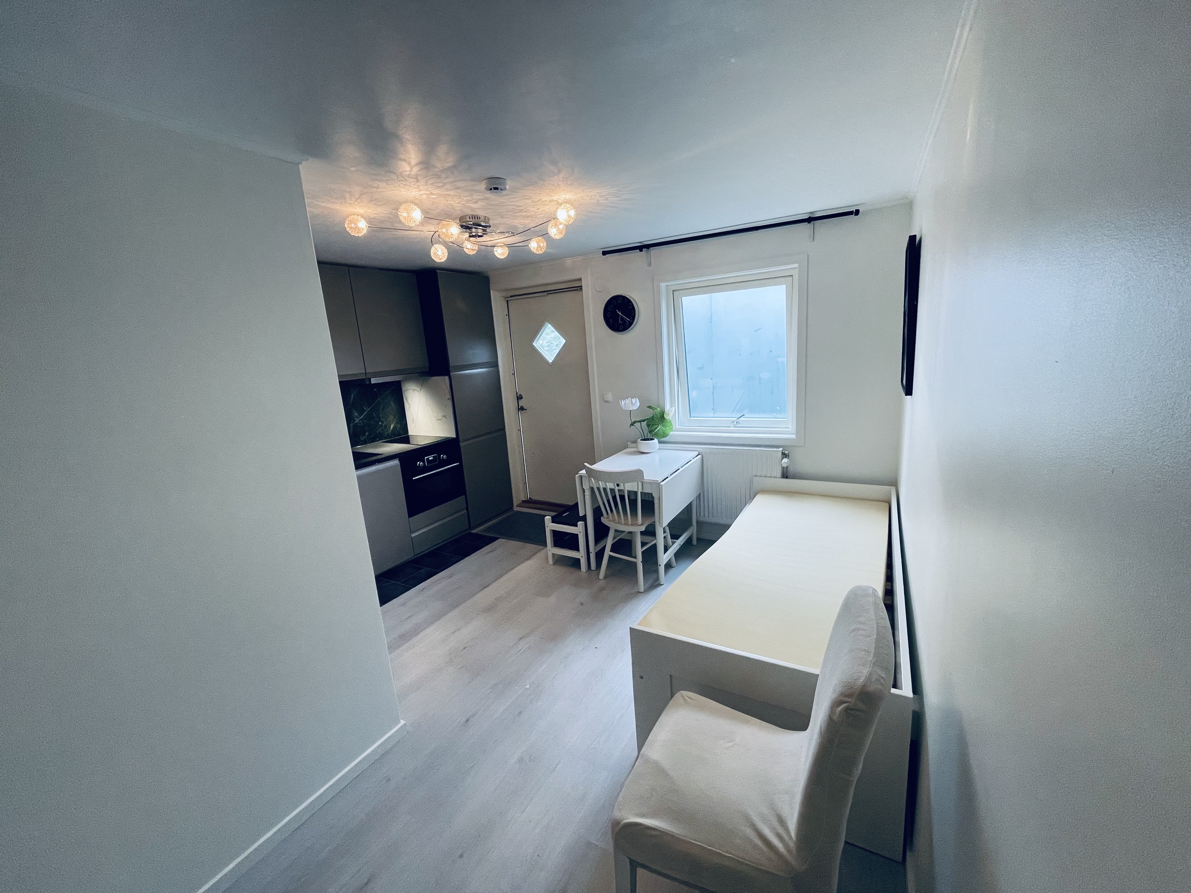 Villa/Hus, 1 rooms, 25 sqm, Hässelby – bild 4