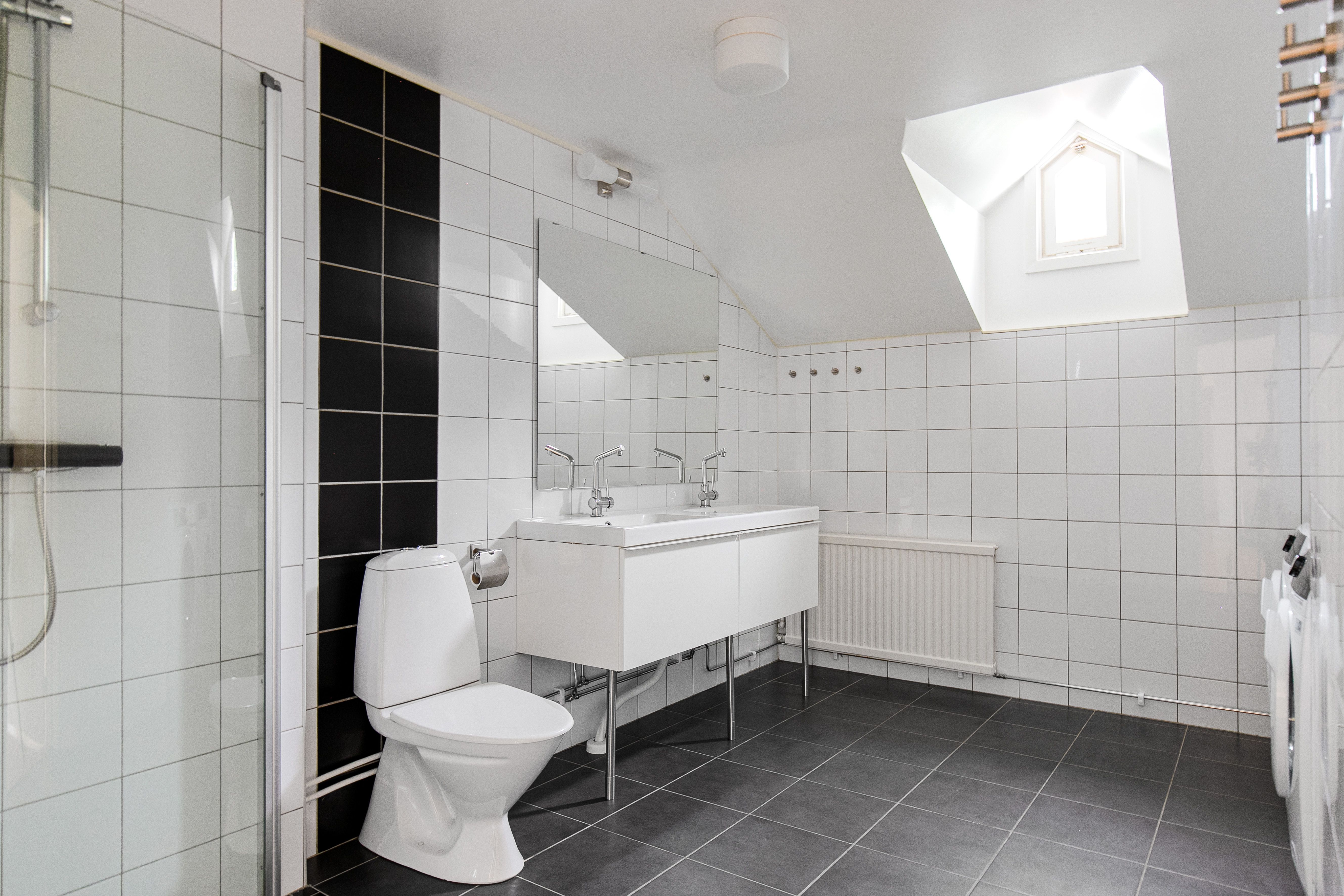 Lägenhet, 6 rooms, 180 sqm, Sala – bild 12