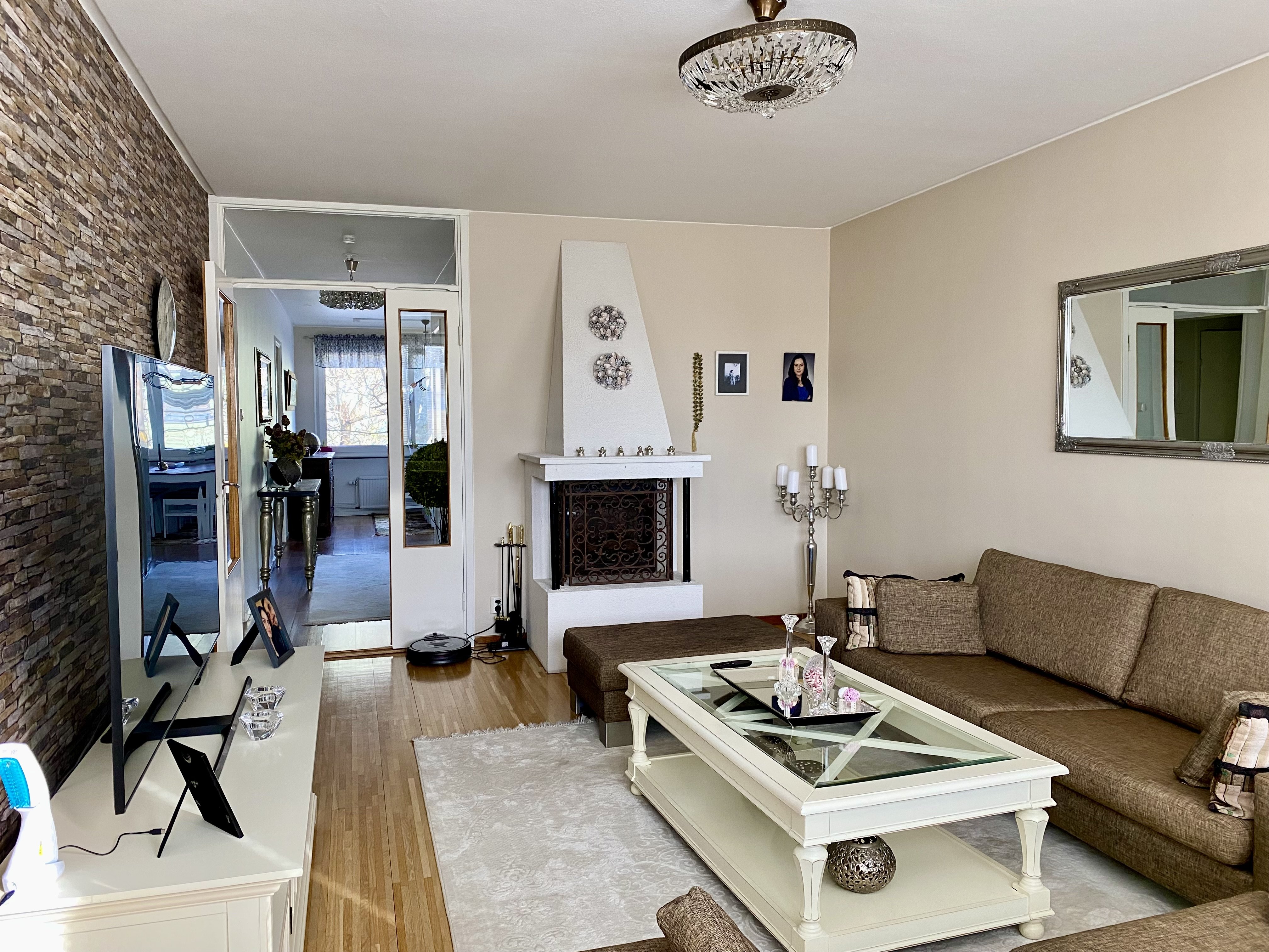 Lägenhet, 3 rooms, 87 sqm, Sollentuna – bild 2
