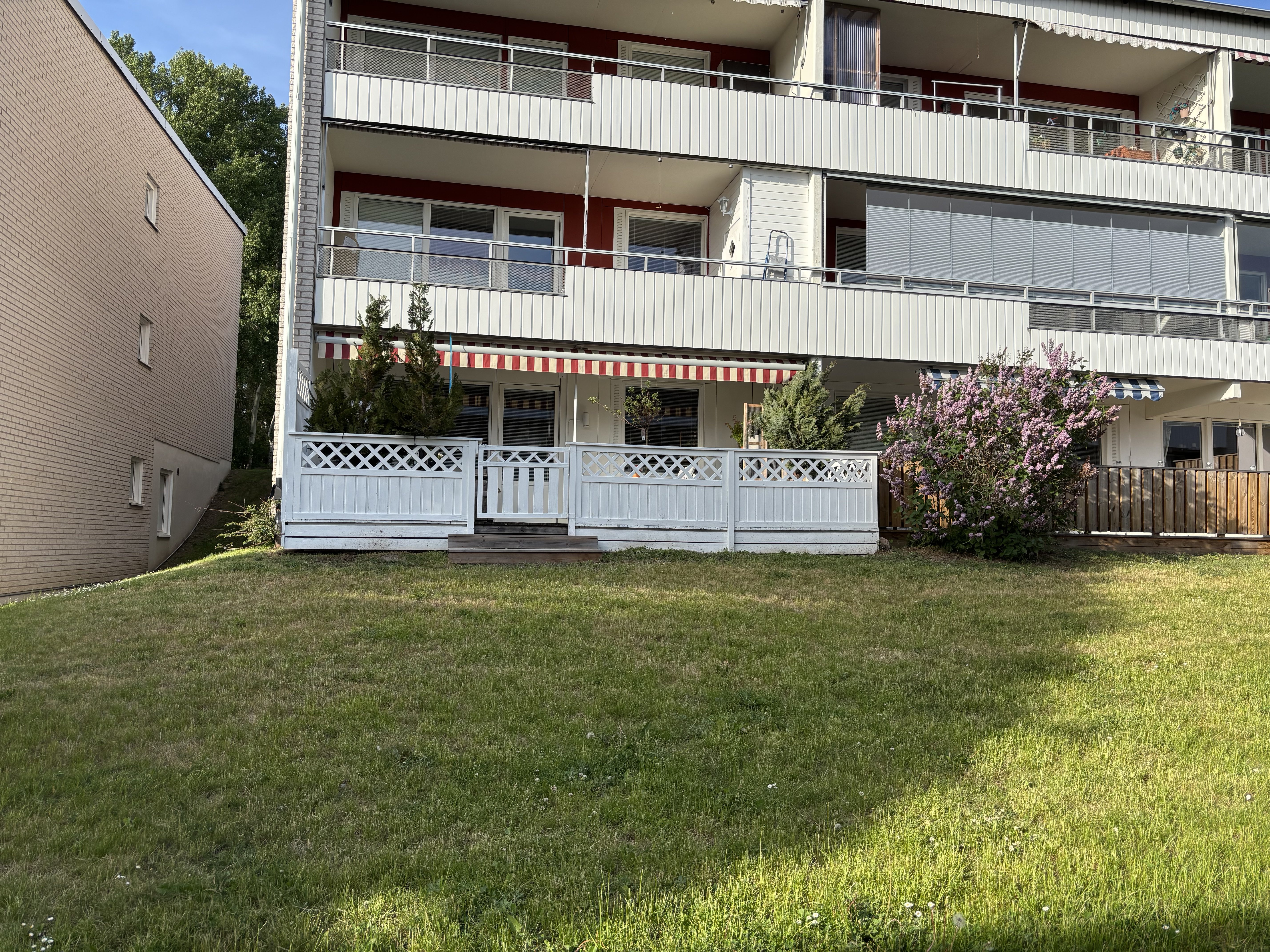 Lägenhet, 2 rooms, 42 sqm, Sollentuna – bild 3