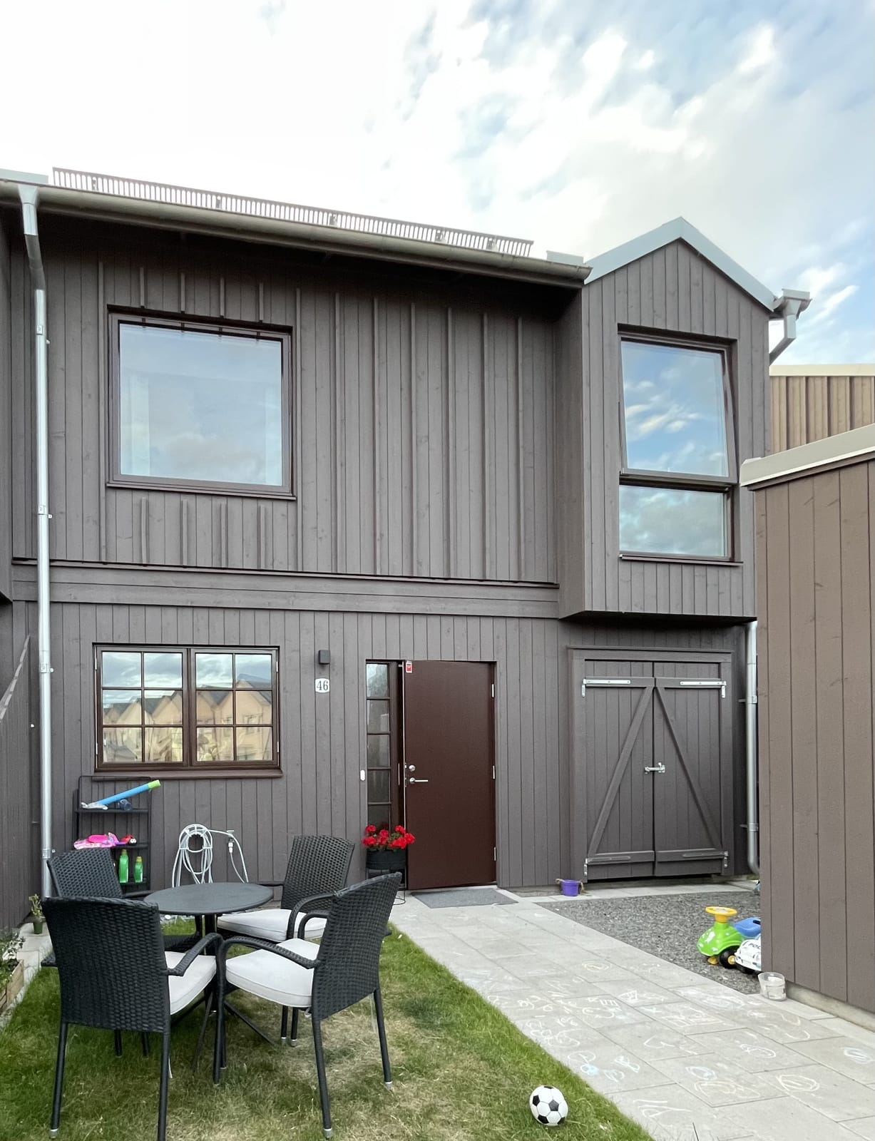 Radhus, 5 rooms, 125 sqm, Vikingstad