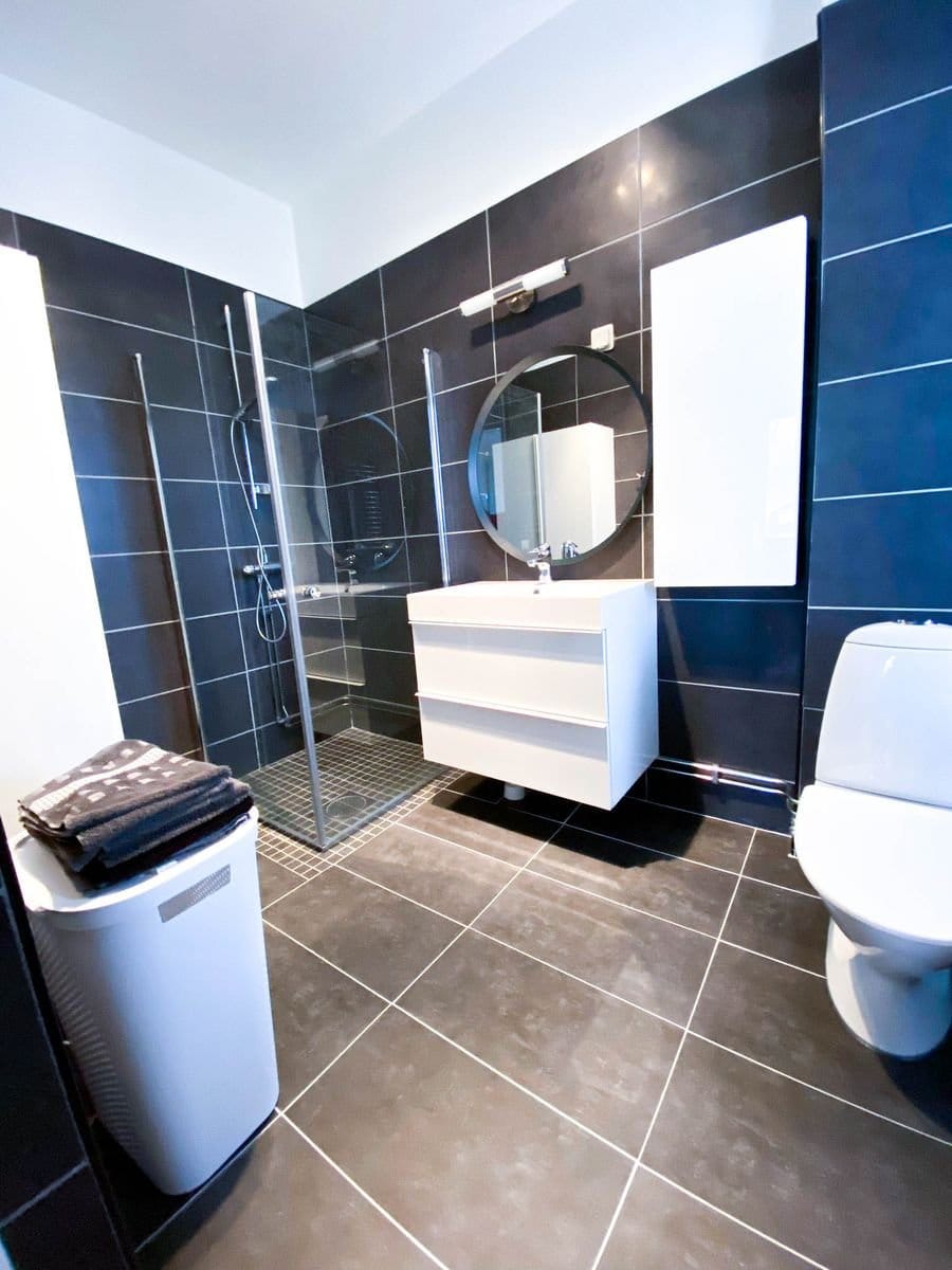 8 rok · 240 m² i Huddinge – bild 4