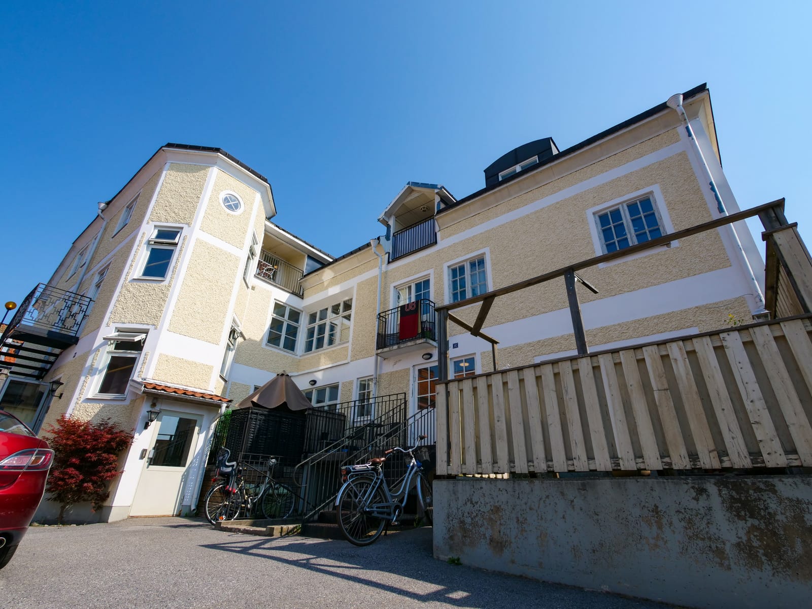 5 rok · 187 m² i Malmköping – bild 3