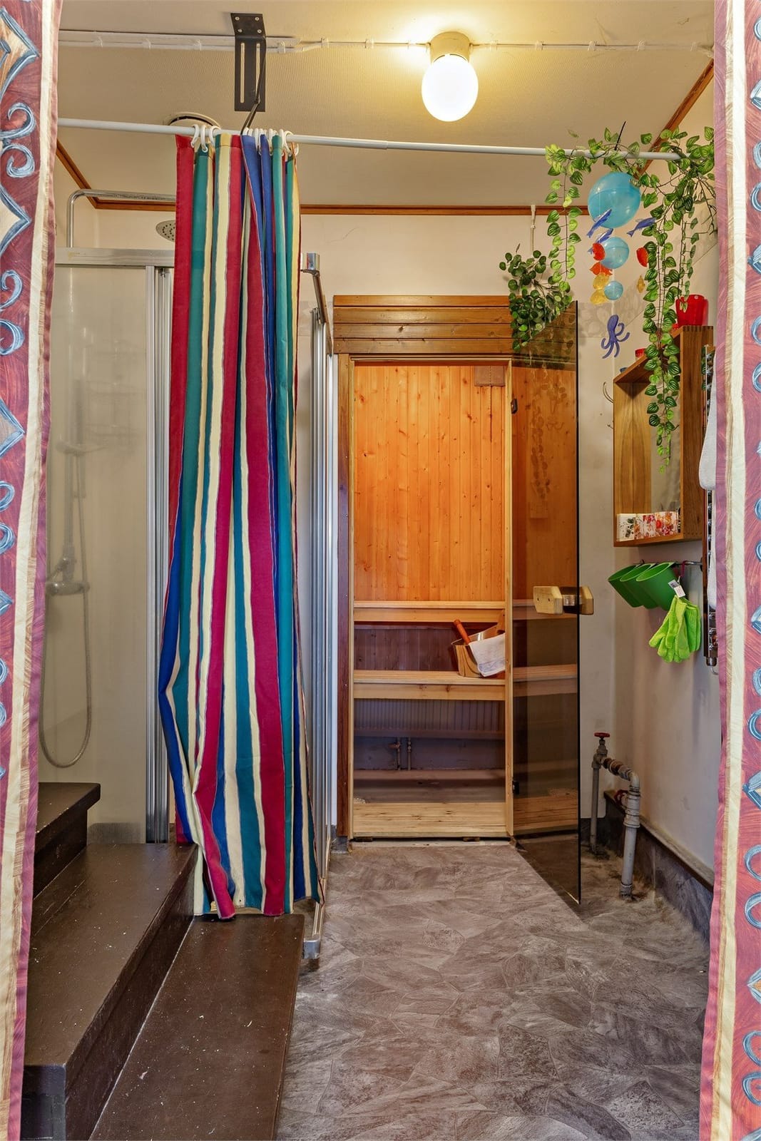 8 rok · 150 m² i Boden – bild 9