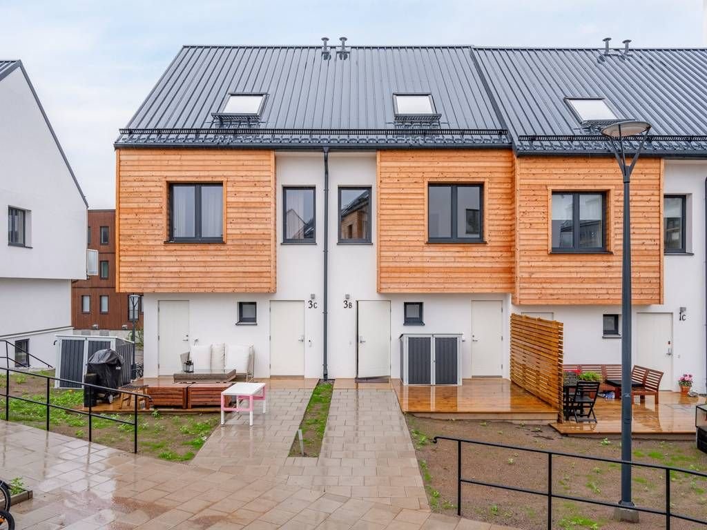 Radhus, 4 rooms, 119 sqm, Sollentuna