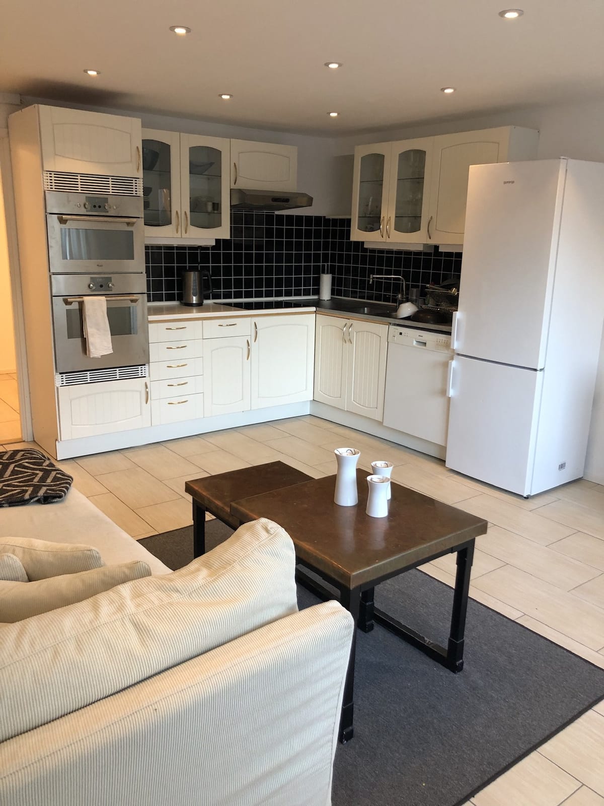 2 rok · 50 m² i Sollentuna – bild 2