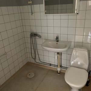 2 rok · 60 m² i Lesjöfors – bild 3