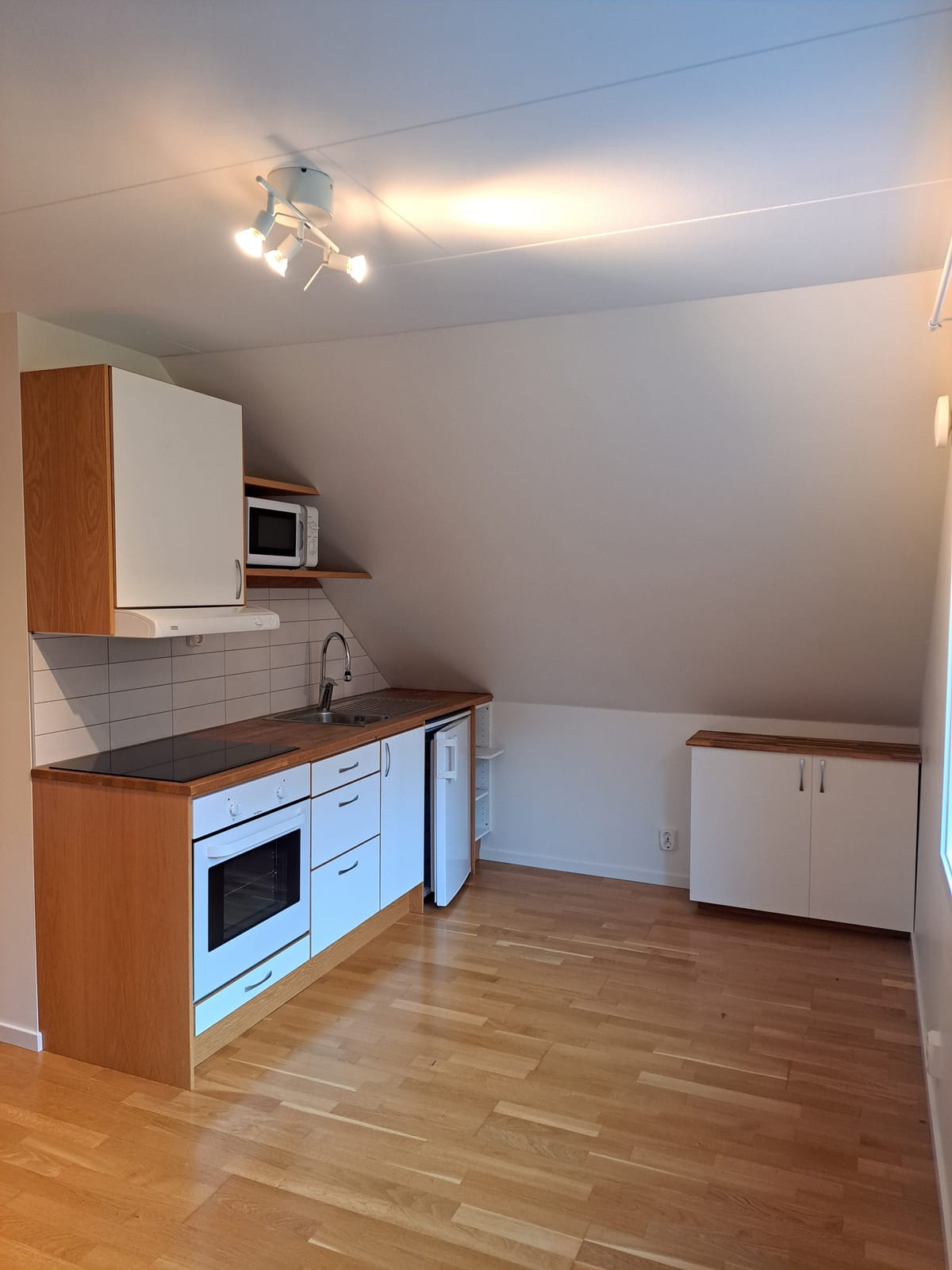Lägenhet, 1 rooms, 27 sqm, Halmstad