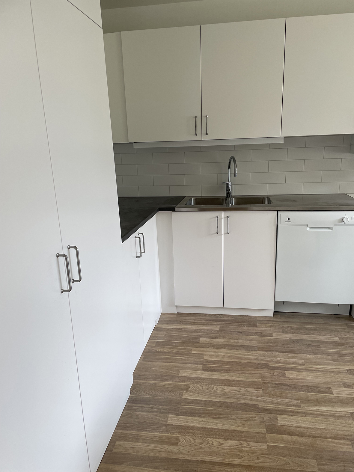 Lägenhet, 4 rooms, 100 sqm, Gusum – bild 2
