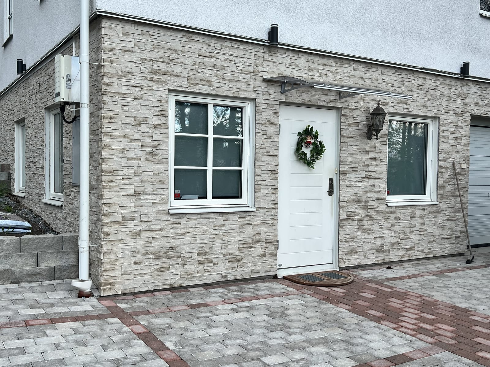 2 rok · 35 m² i Täby – bild 4
