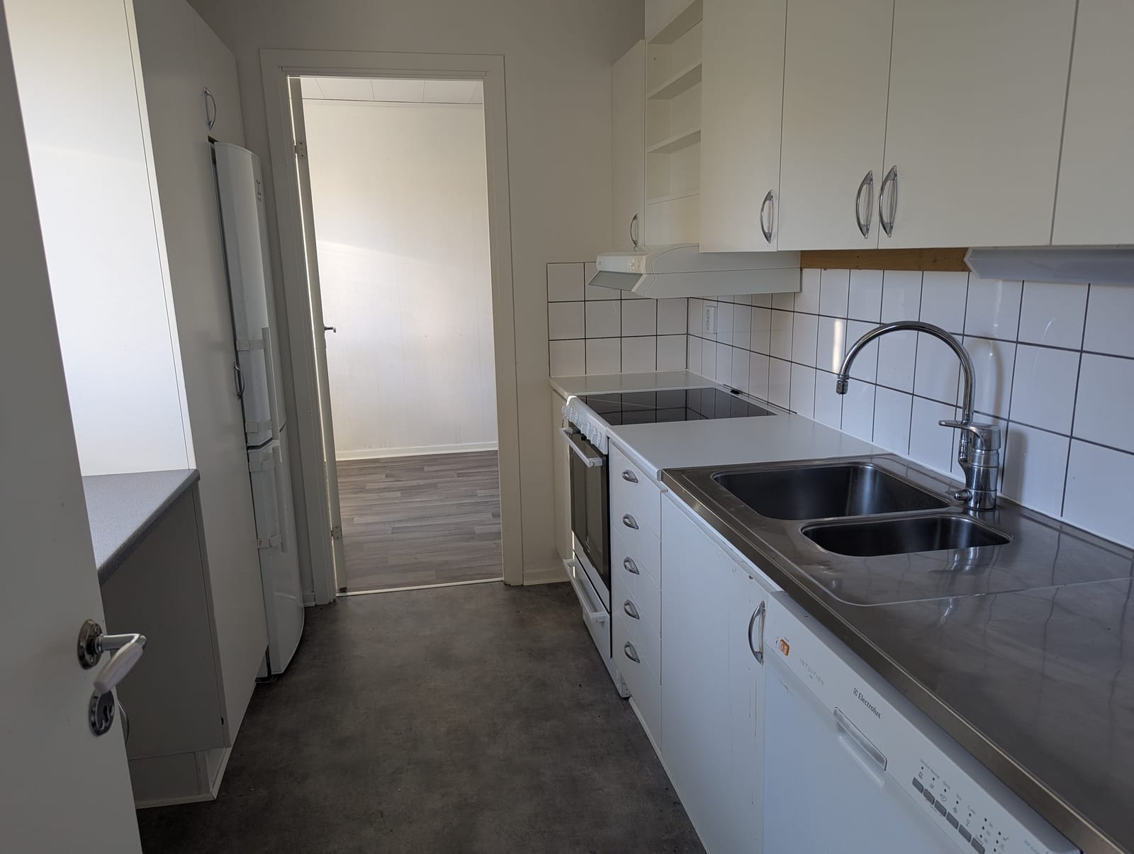 3 rok · 76 m² i Kosta – bild 2