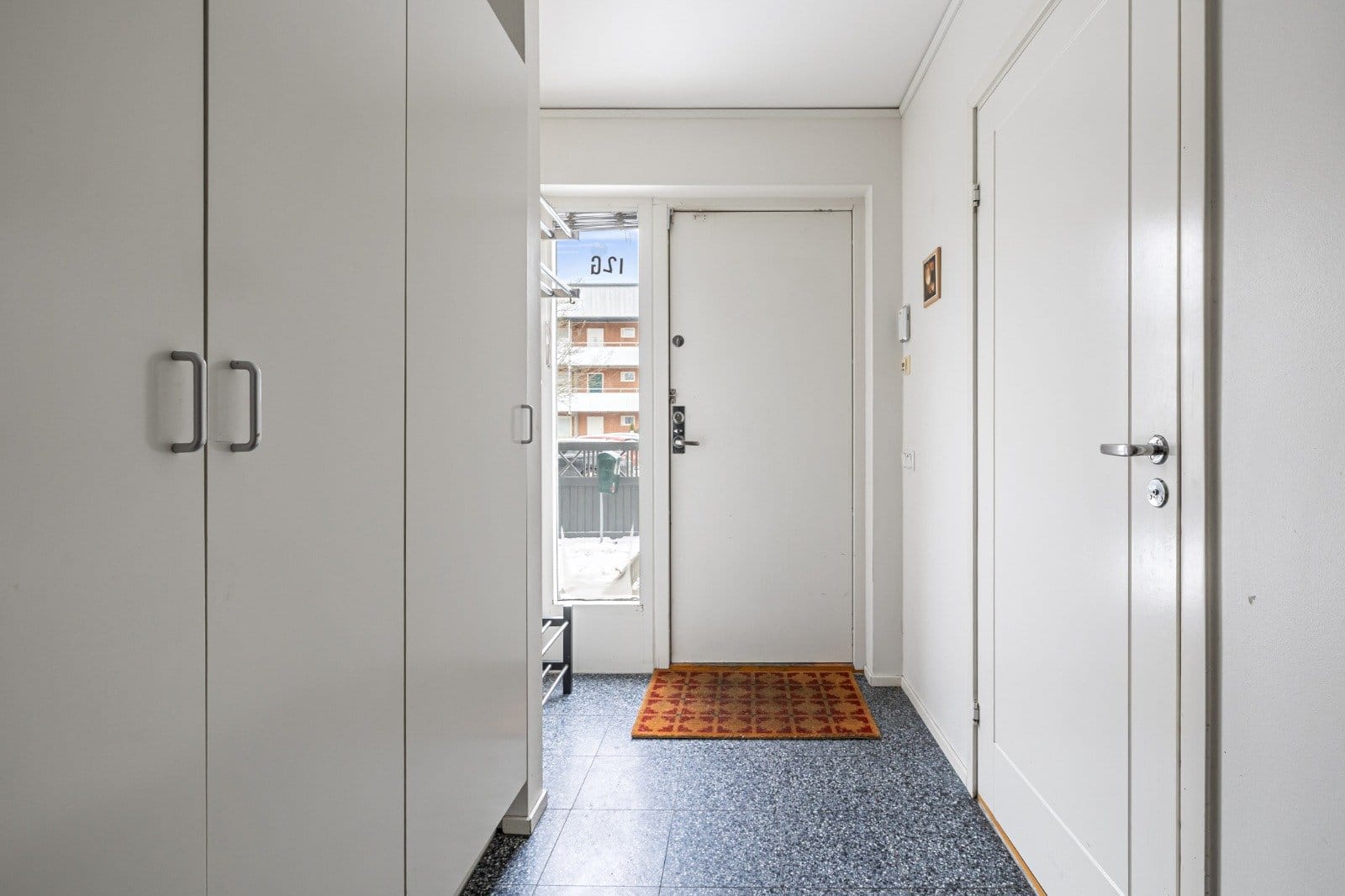 4 rok · 120 m² i Spånga – bild 3