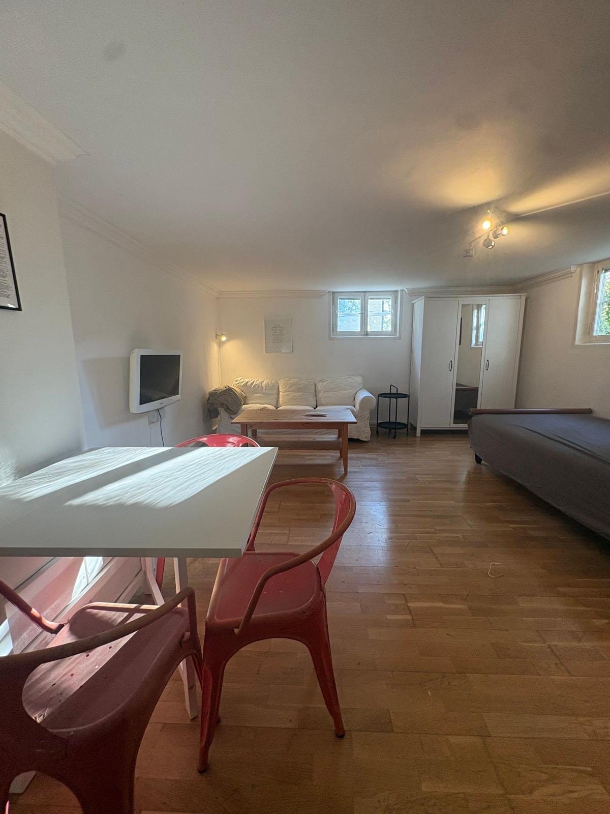 1 rok · 37 m² i Sundbyberg – bild 3