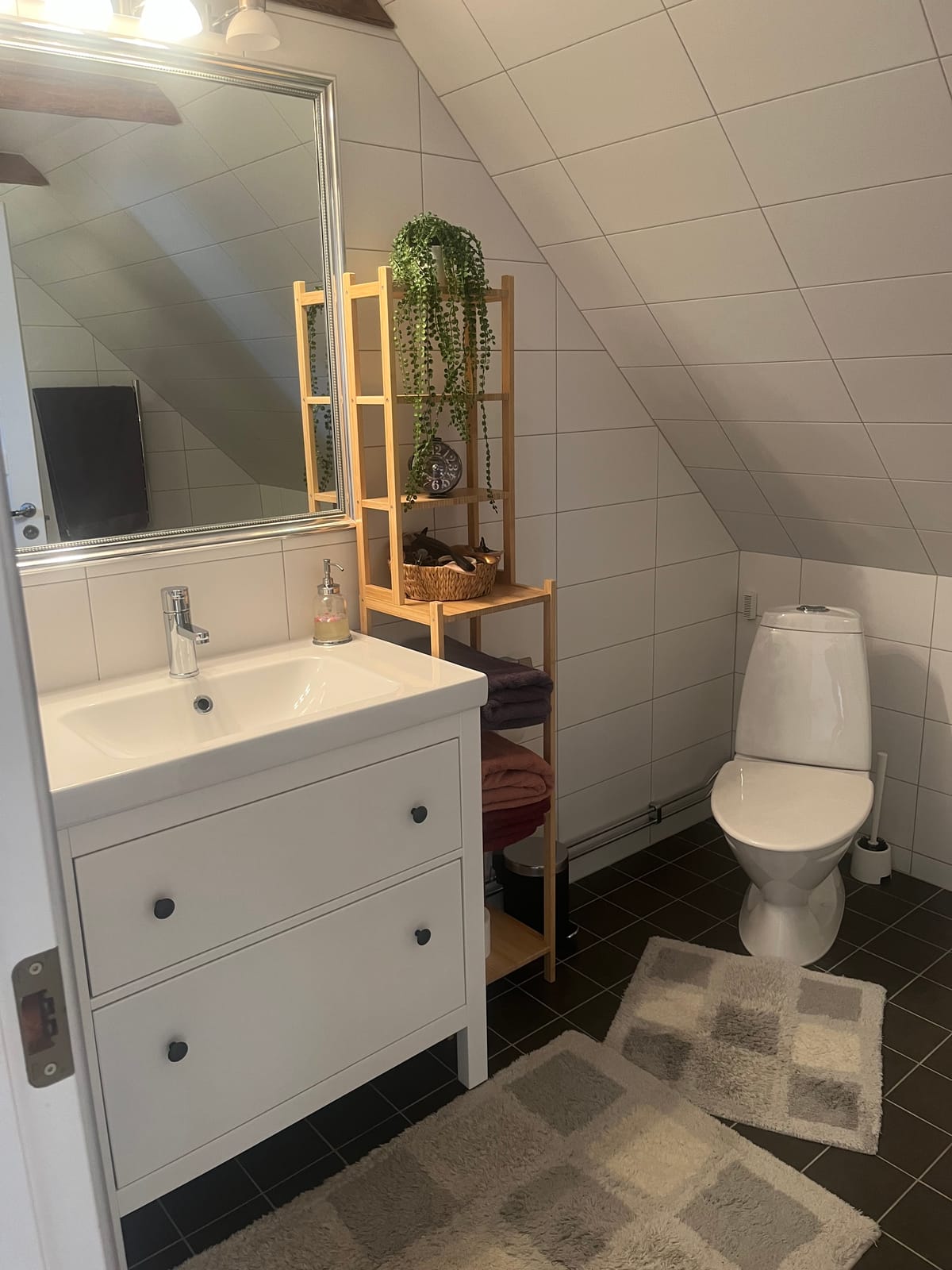 8 rok · 320 m² i Marieholm – bild 5