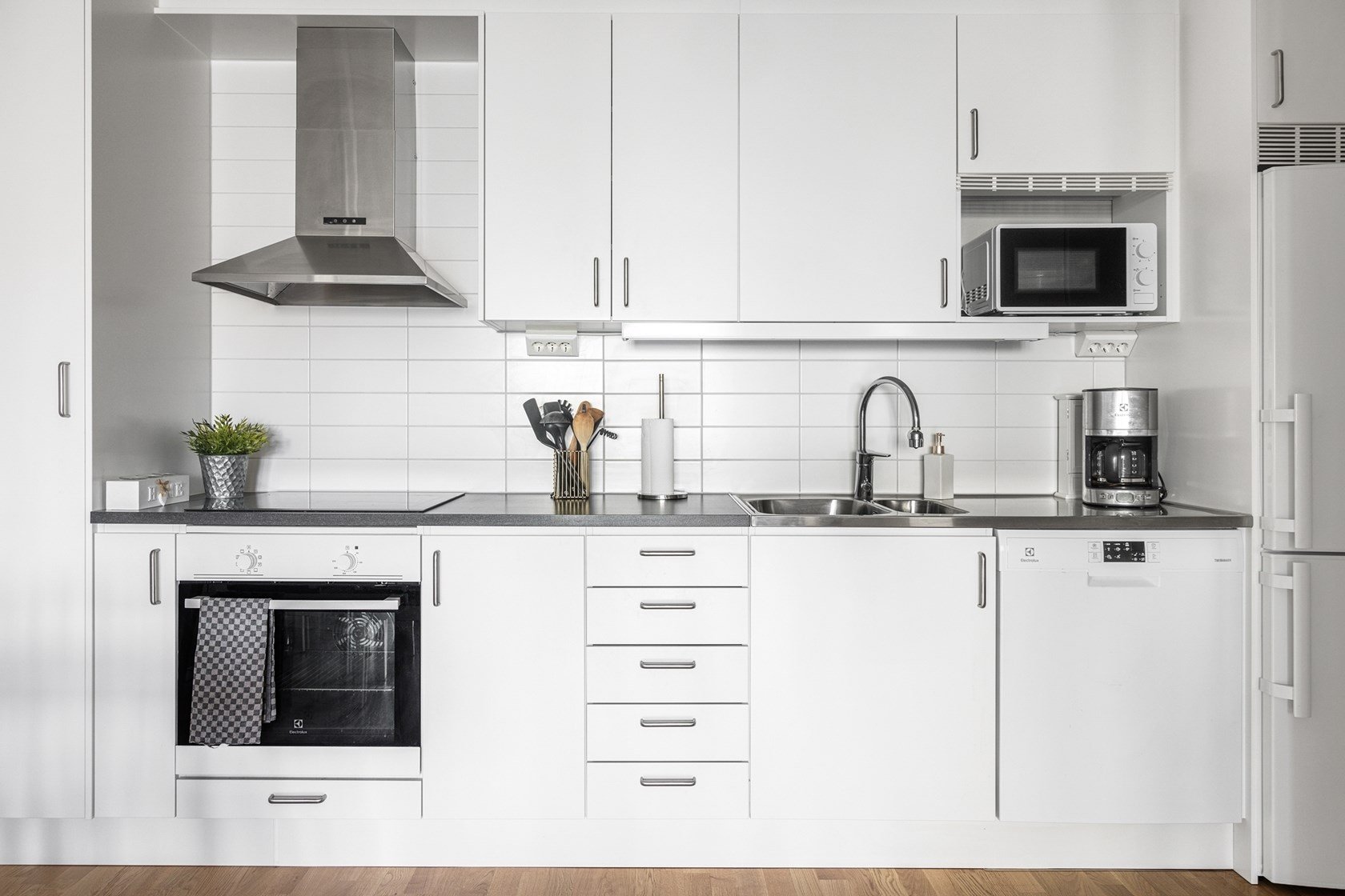 Lägenhet, 2 rooms, 50 sqm, Hässelby – bild 3