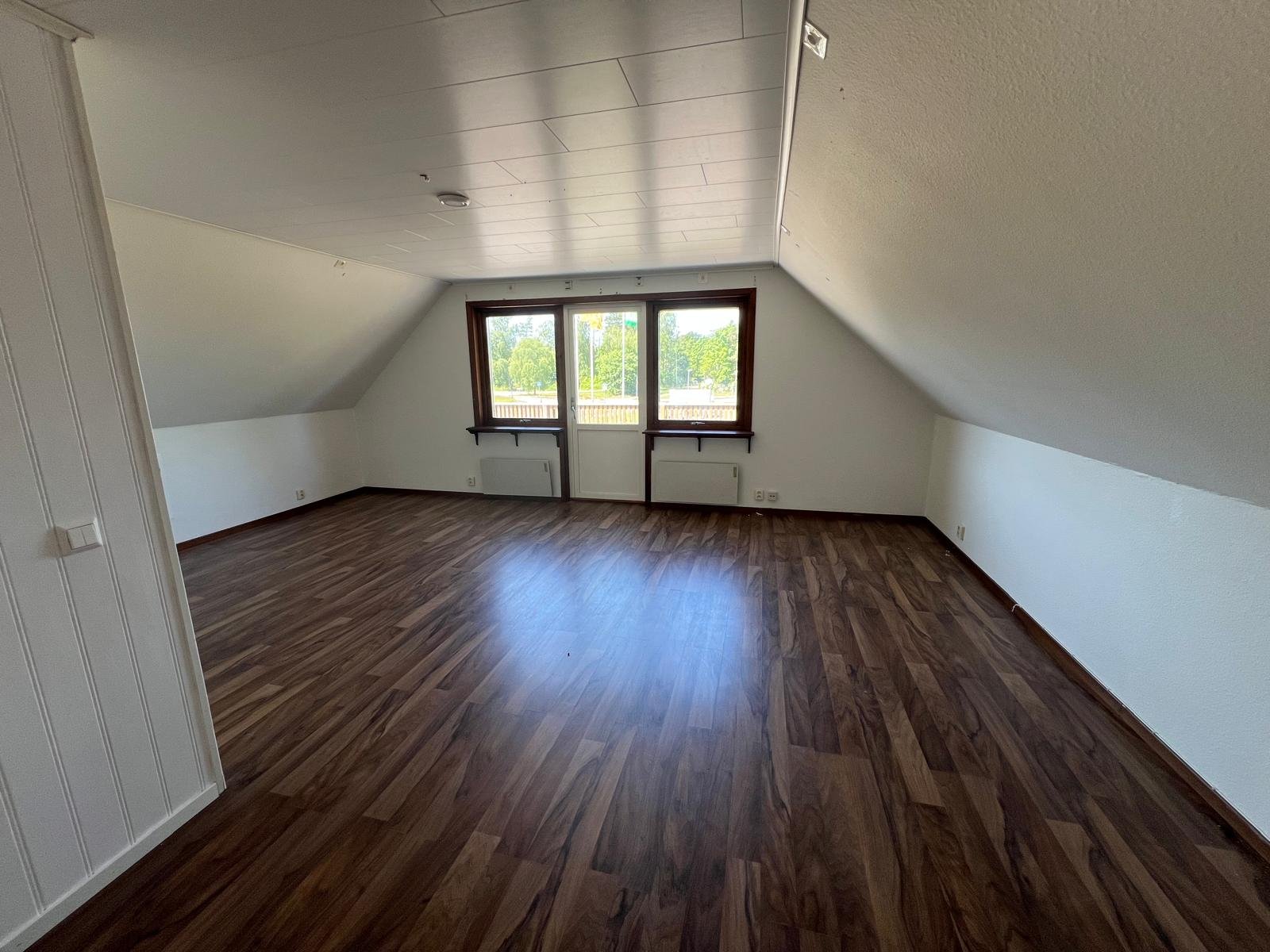 4 rok · 90 m² i Våxtorp – bild 2